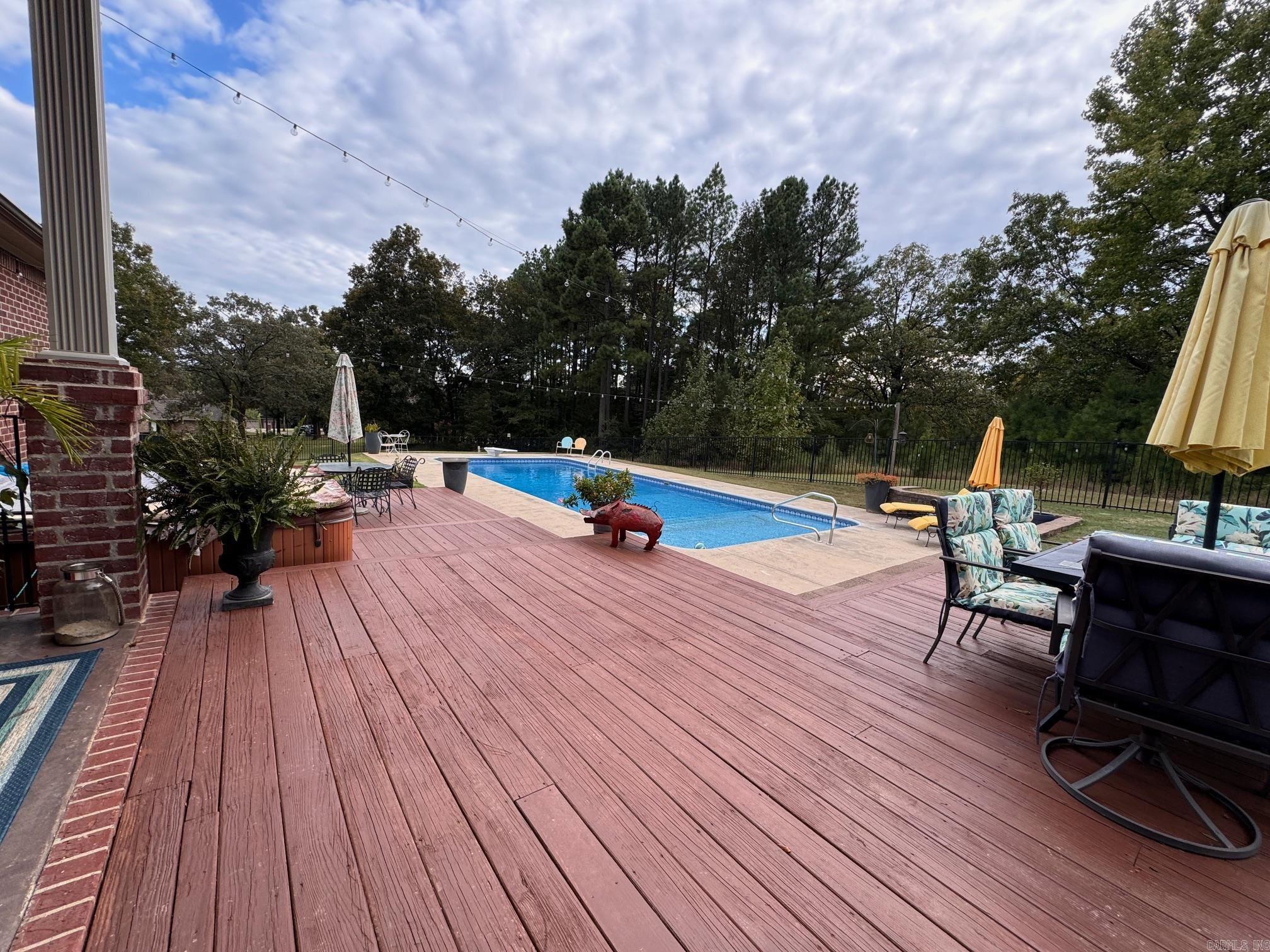 CLUB WEST ESTATES - Residential