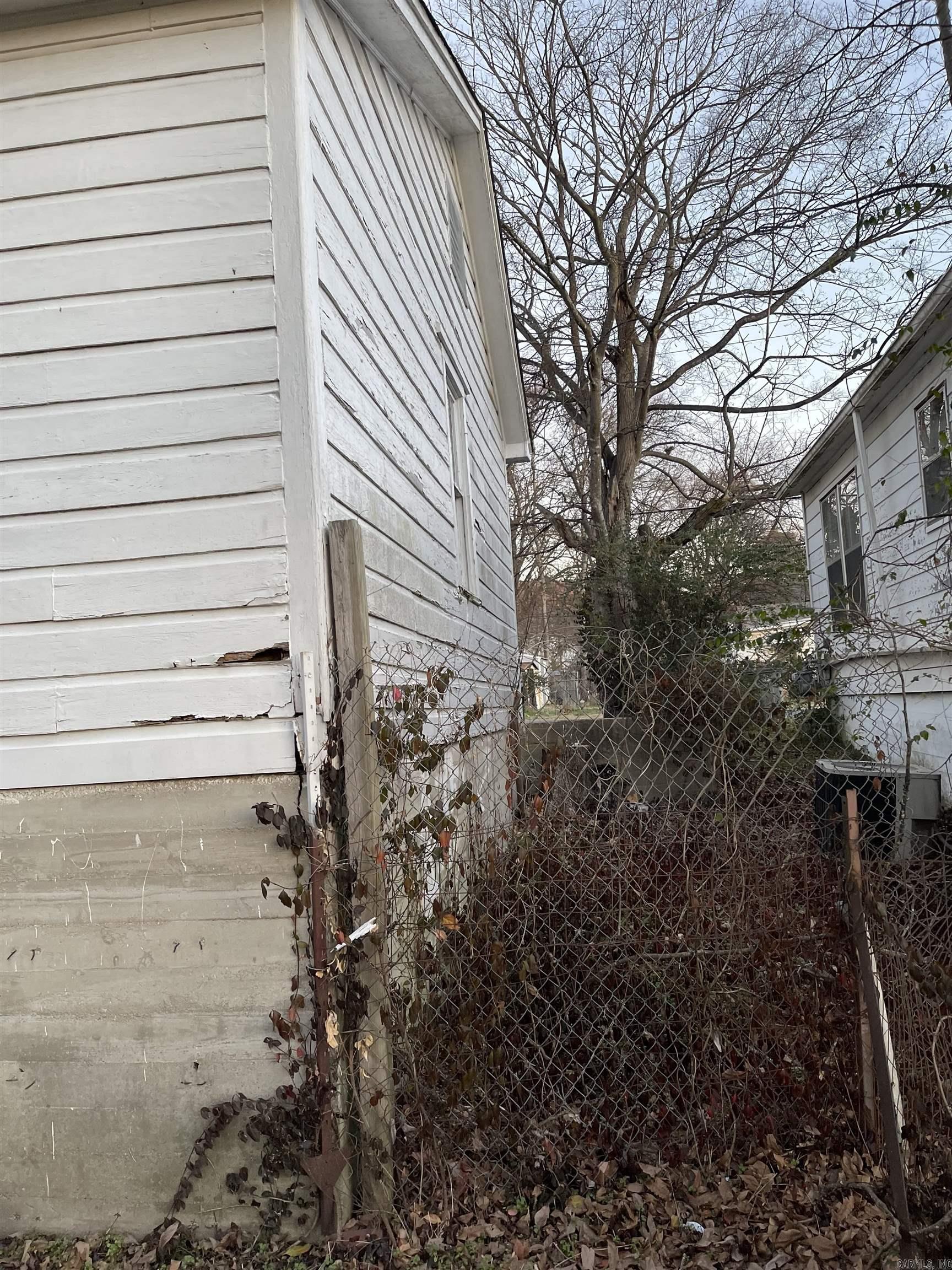 Burroughs JH - Residential