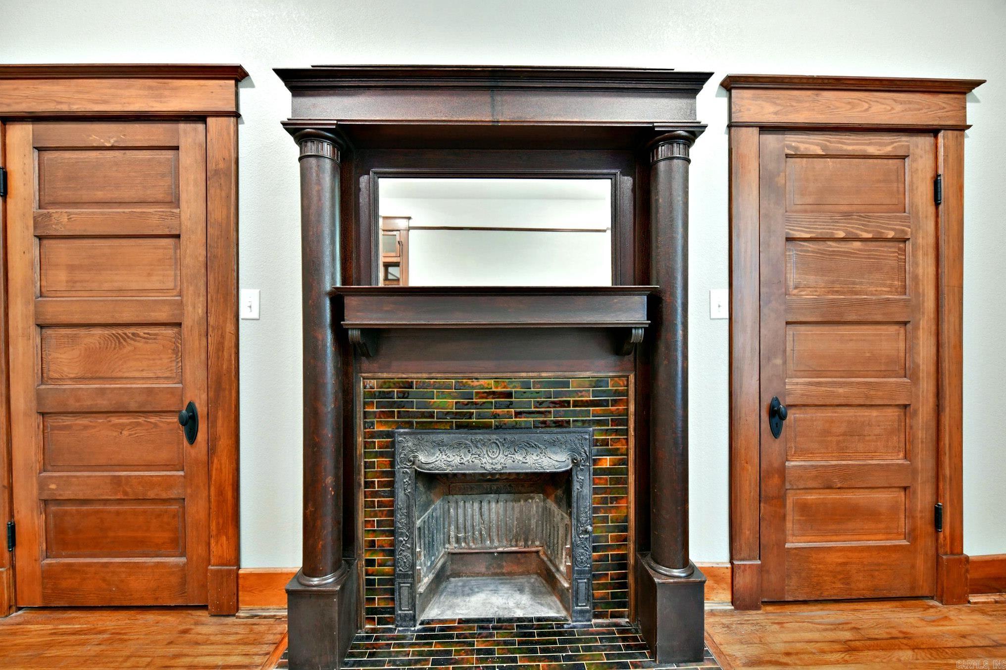 Mena Original - Residential Lease