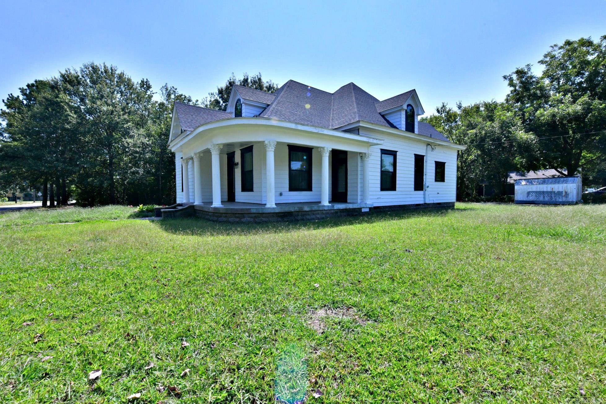 Mena Original - Residential Lease