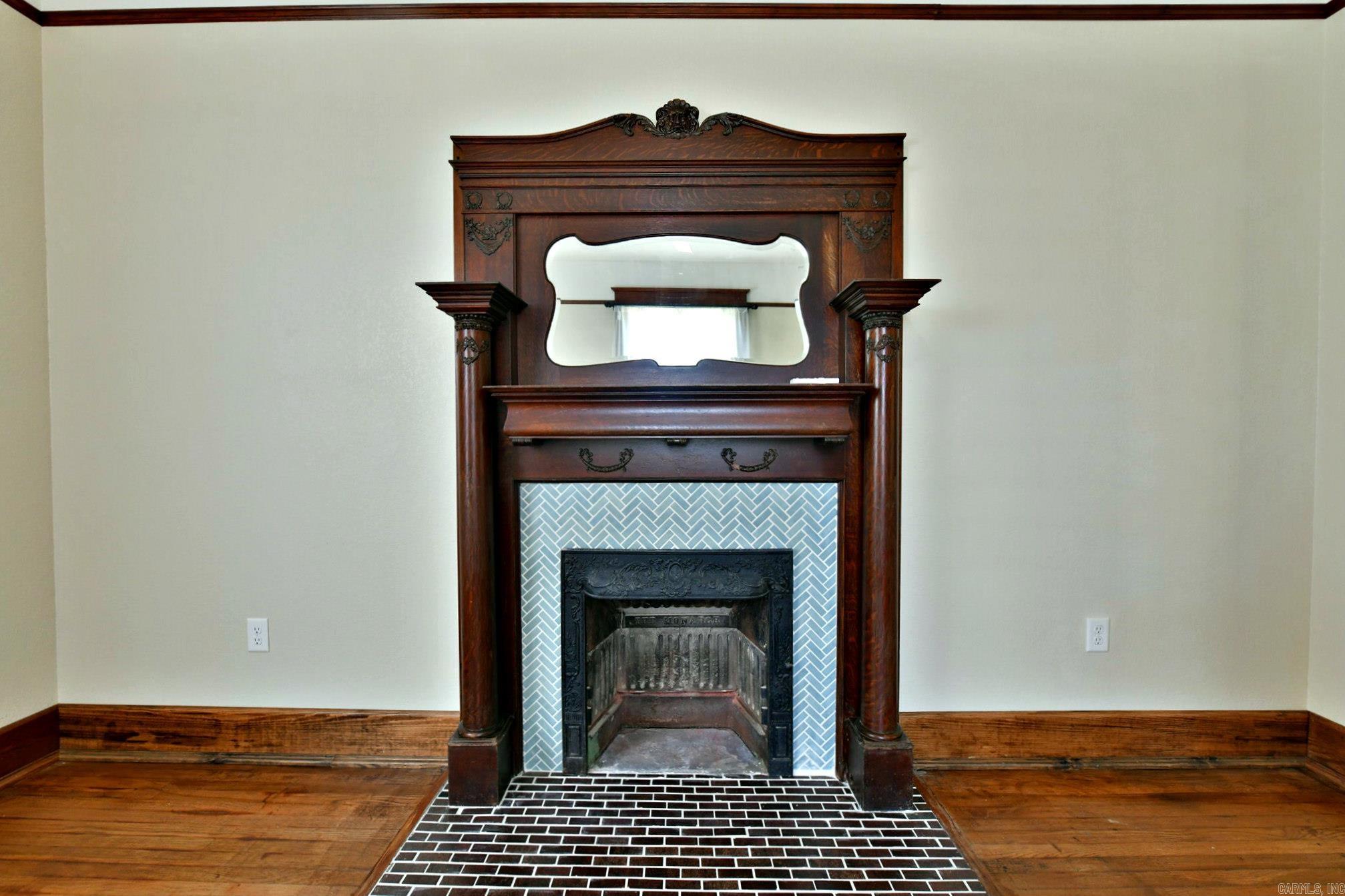 Mena Original - Residential Lease