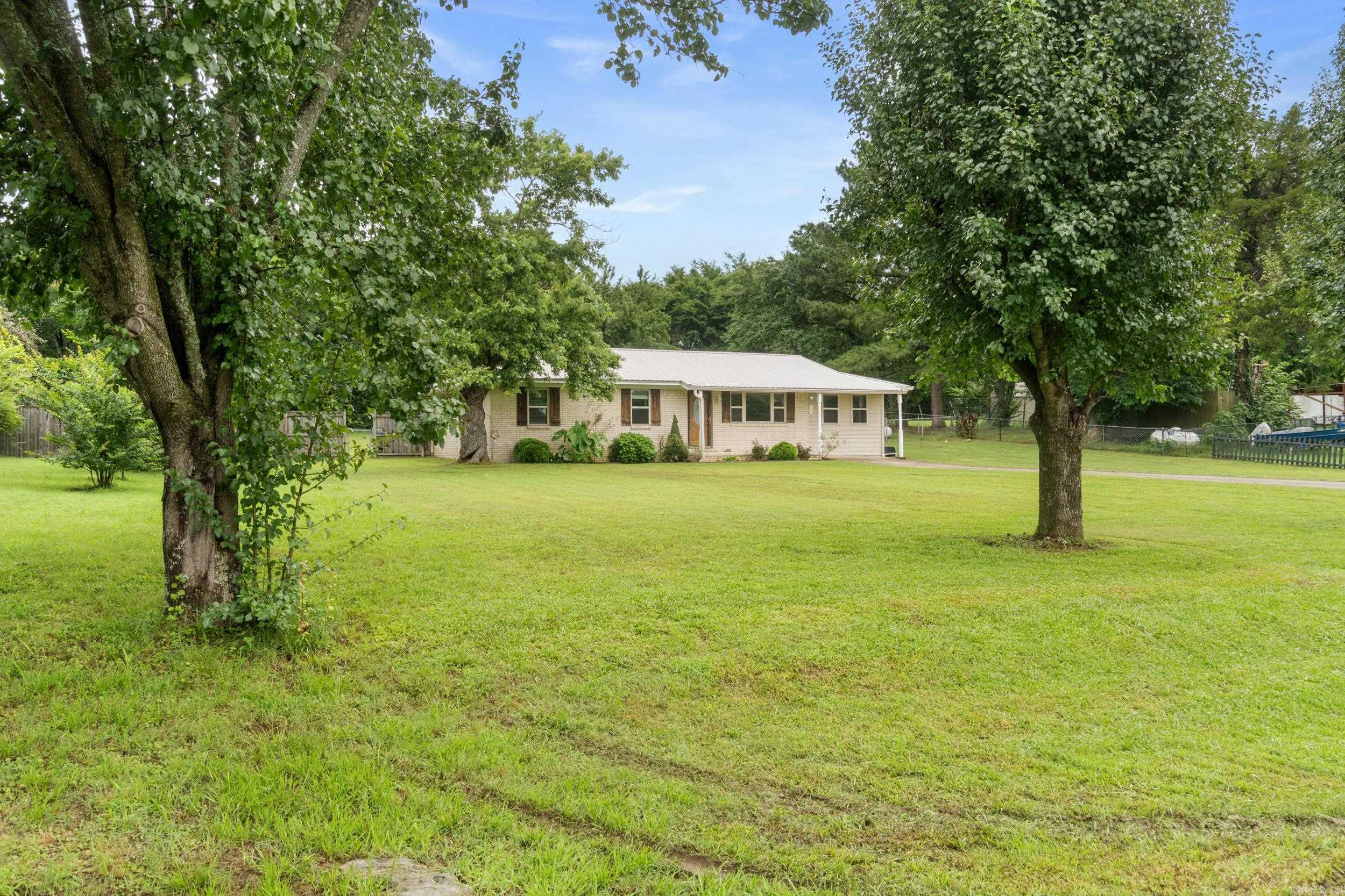 CEDAR CREST - Residential