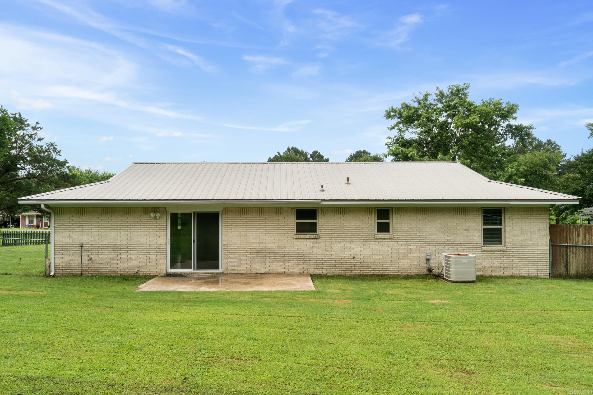 CEDAR CREST - Residential