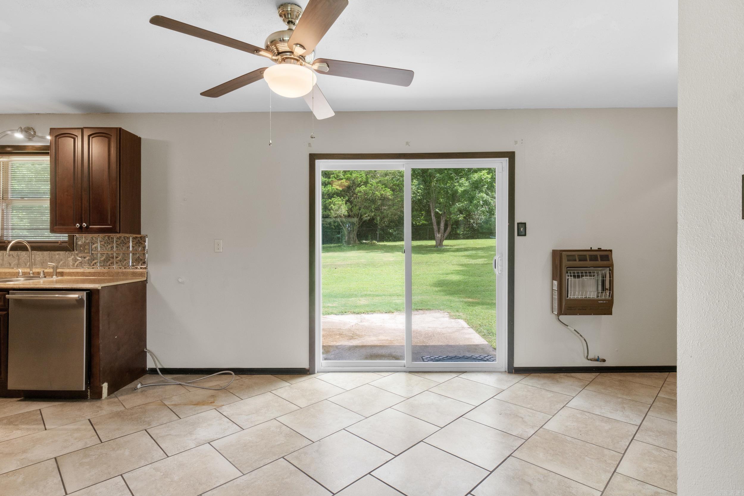 CEDAR CREST - Residential