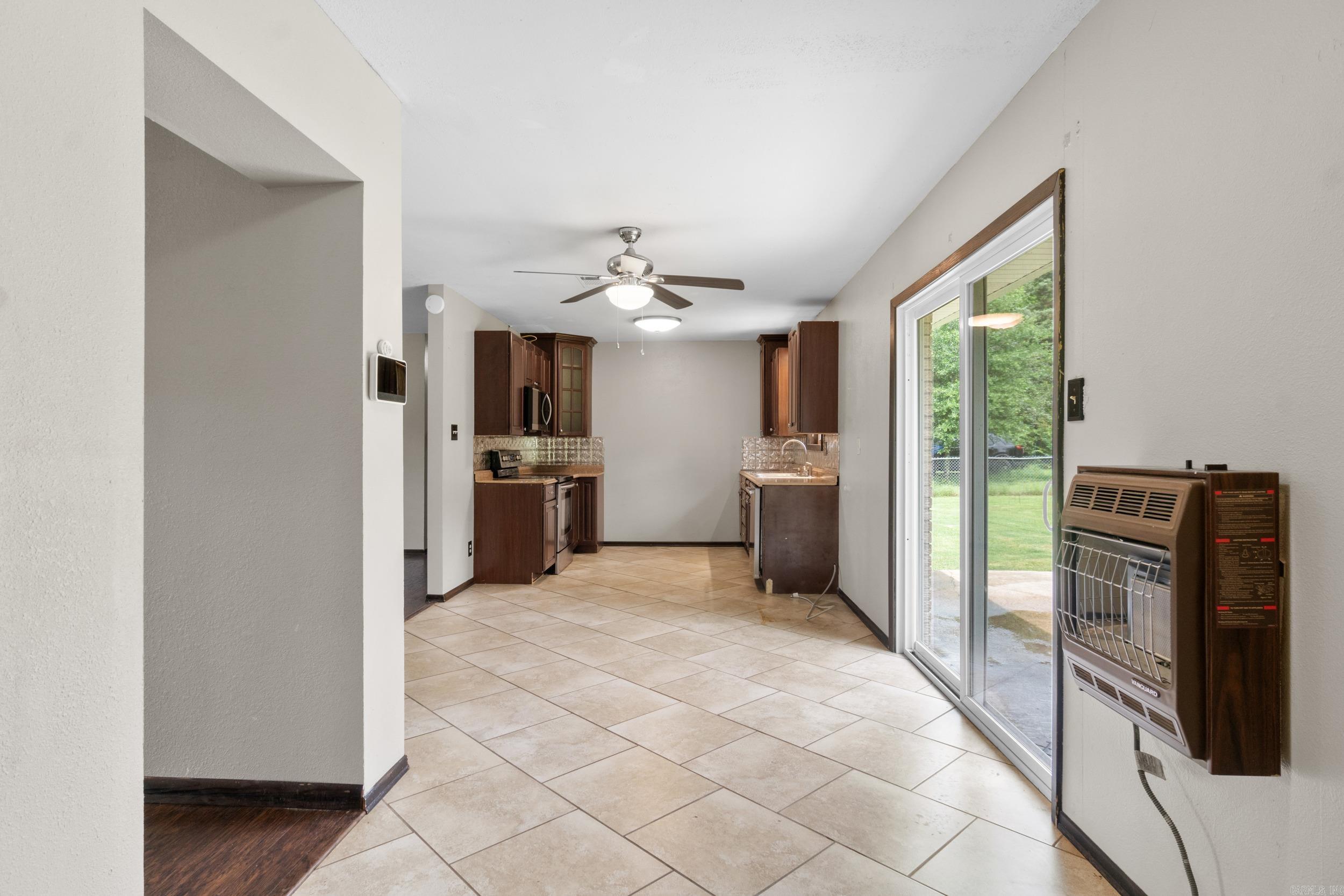 CEDAR CREST - Residential