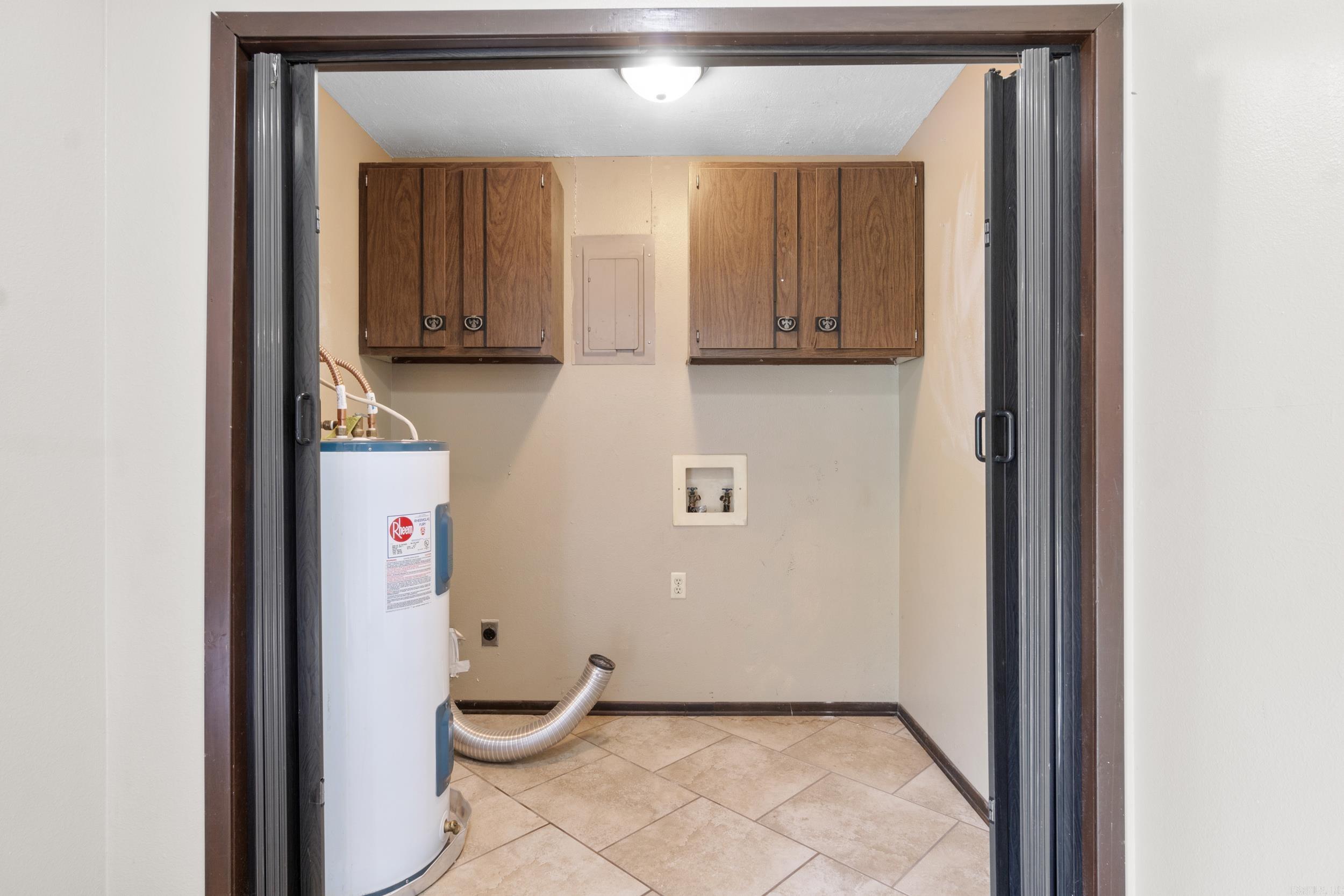 CEDAR CREST - Residential