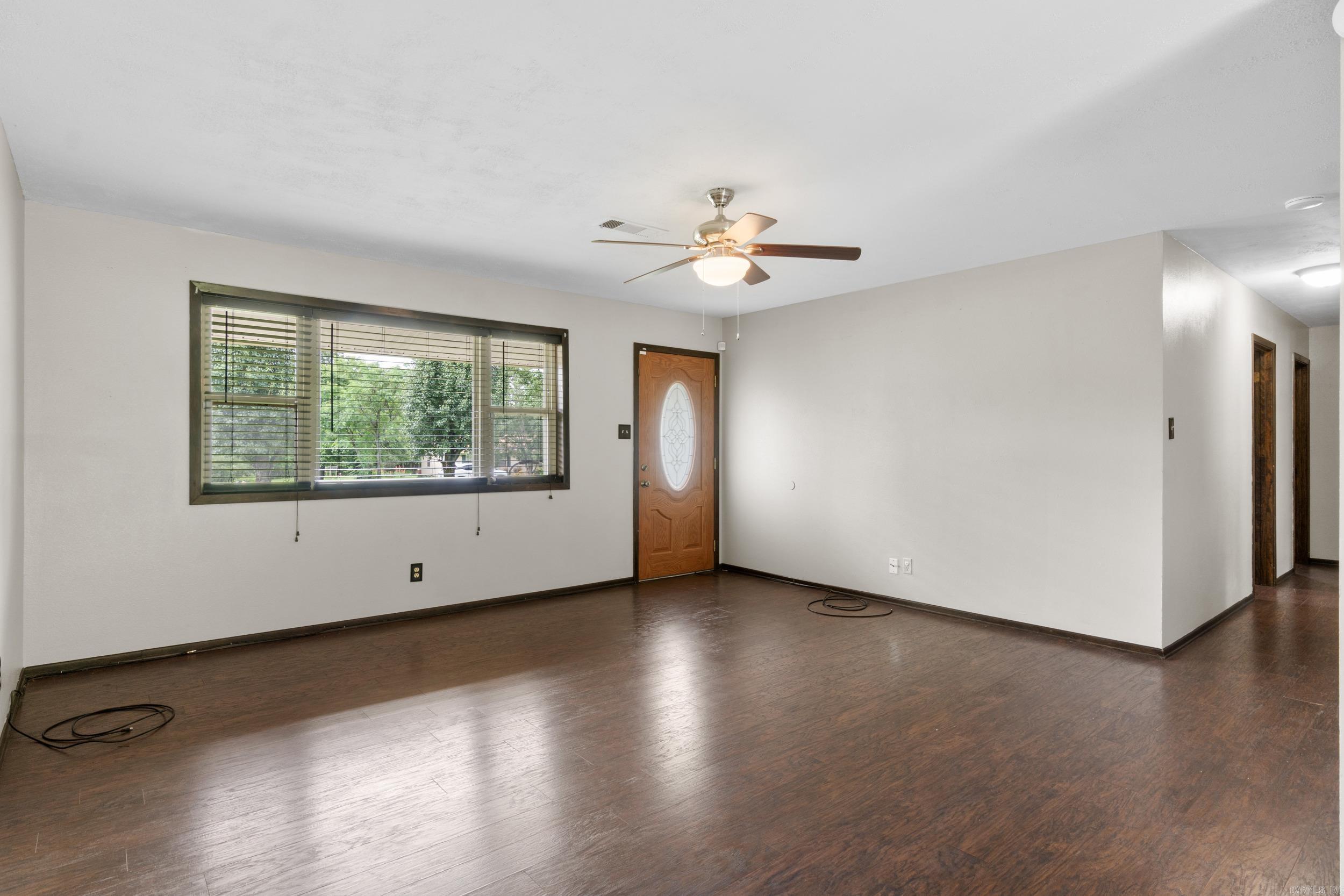 CEDAR CREST - Residential