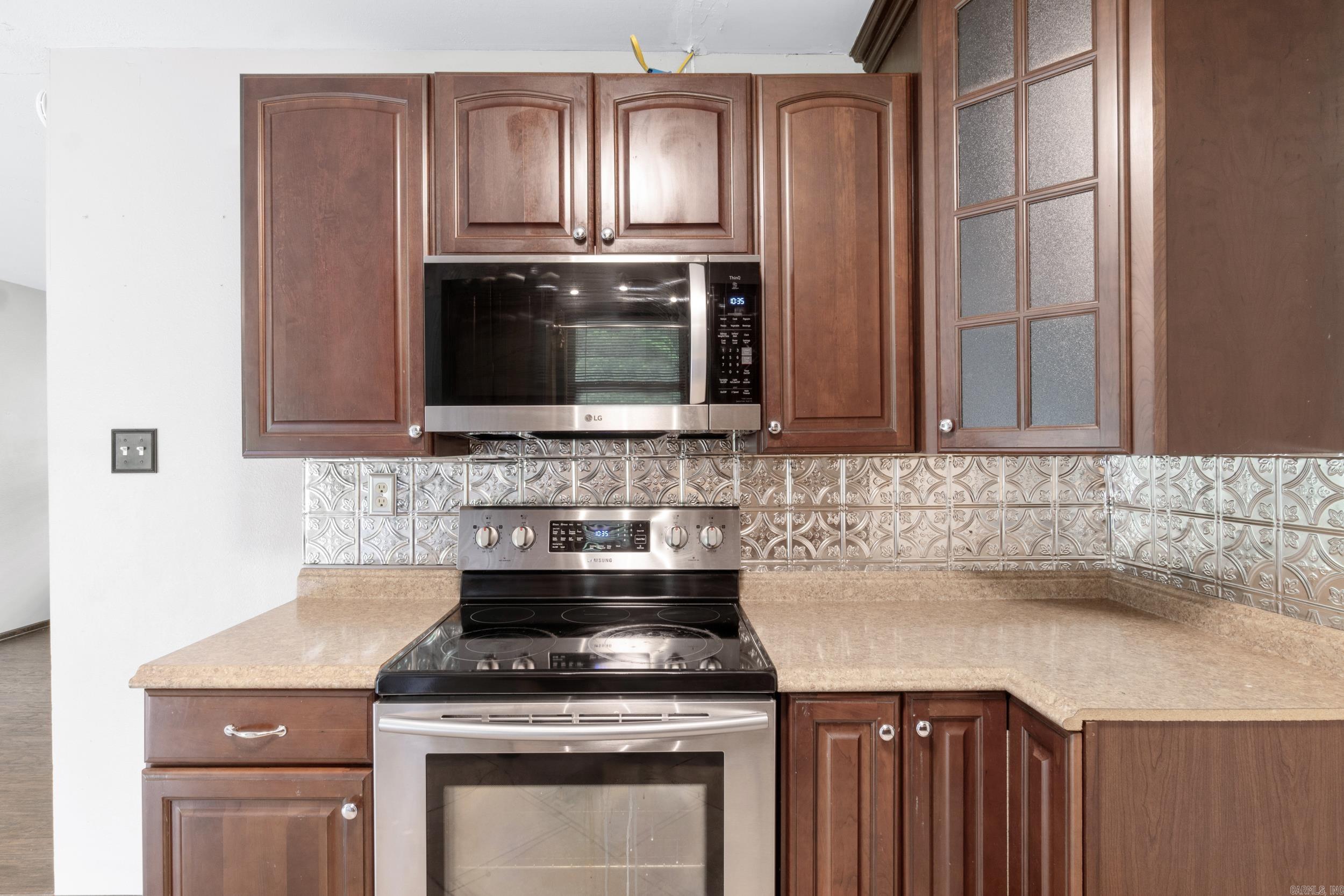 CEDAR CREST - Residential