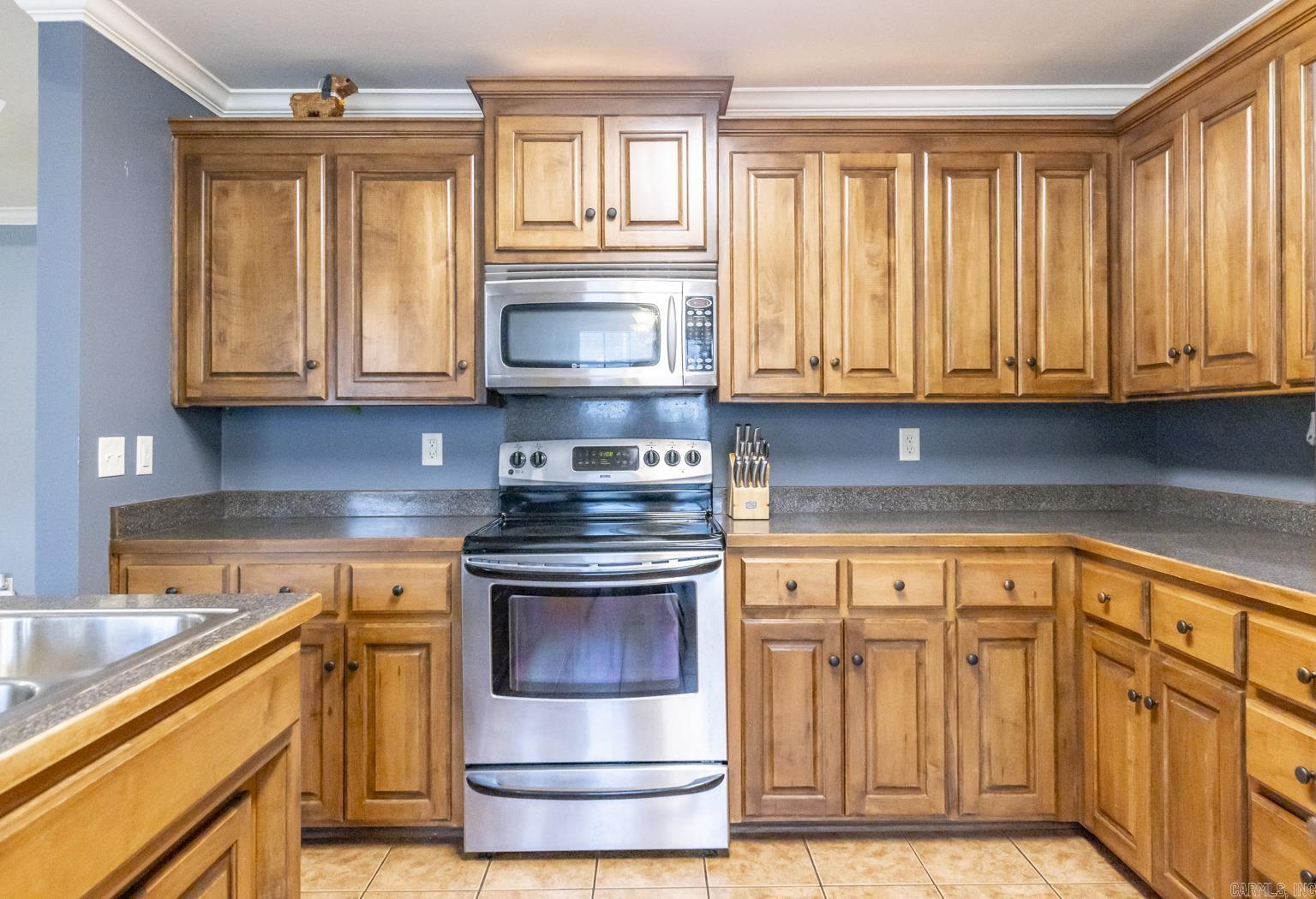 ROLLING BROOK - Residential