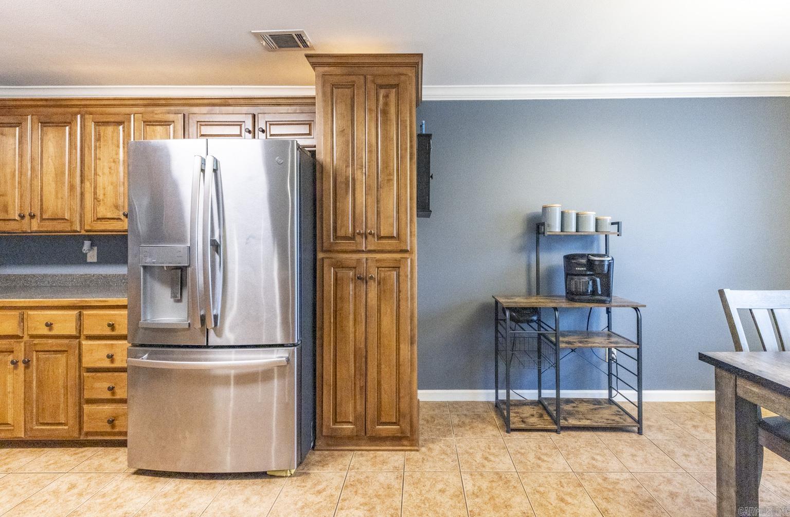 ROLLING BROOK - Residential