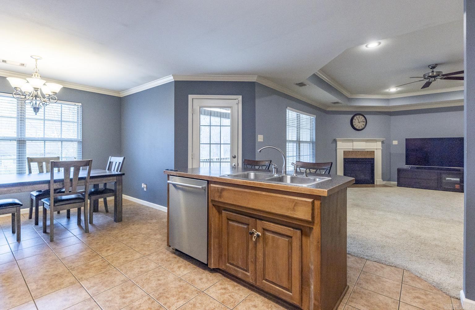 ROLLING BROOK - Residential