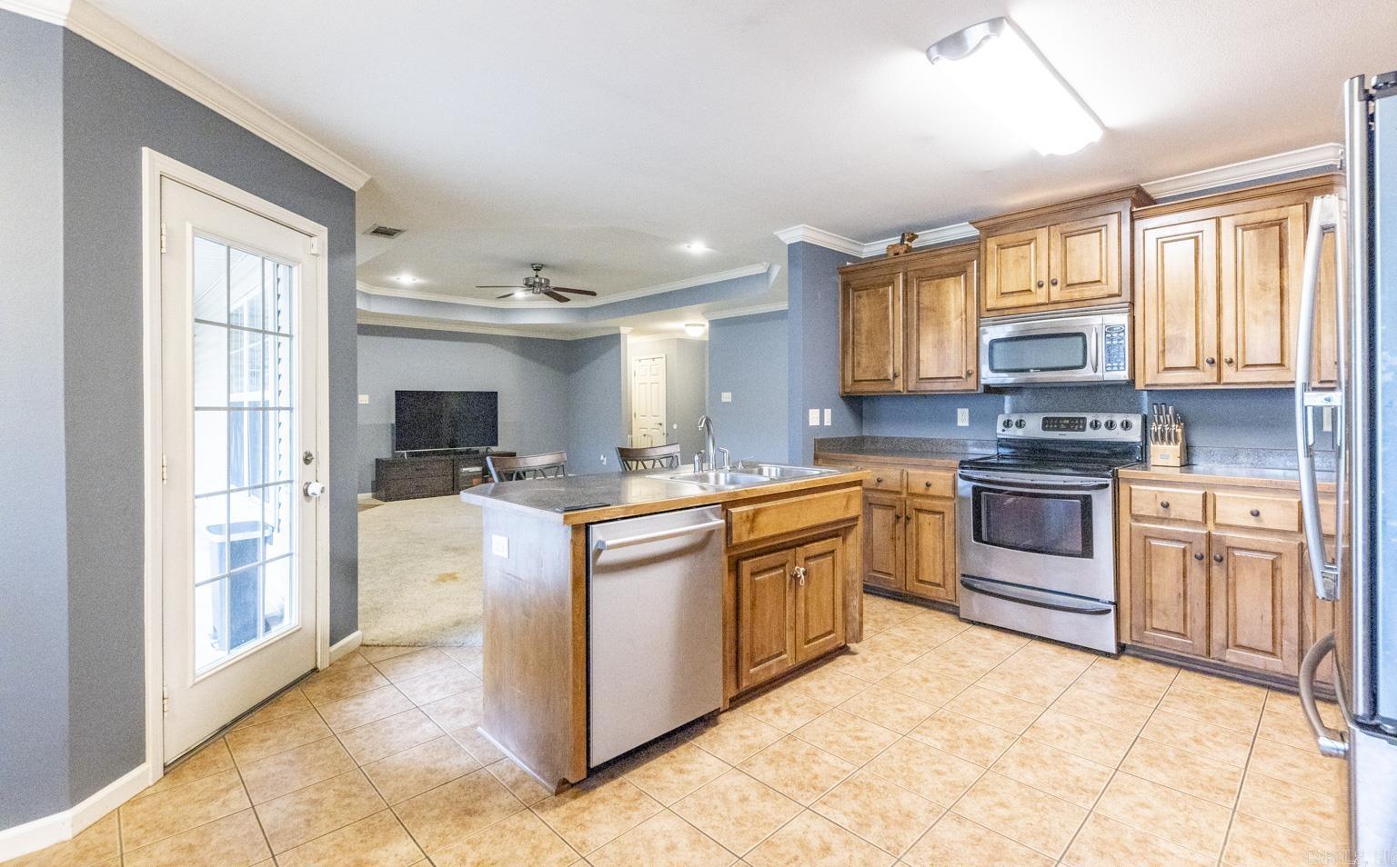 ROLLING BROOK - Residential