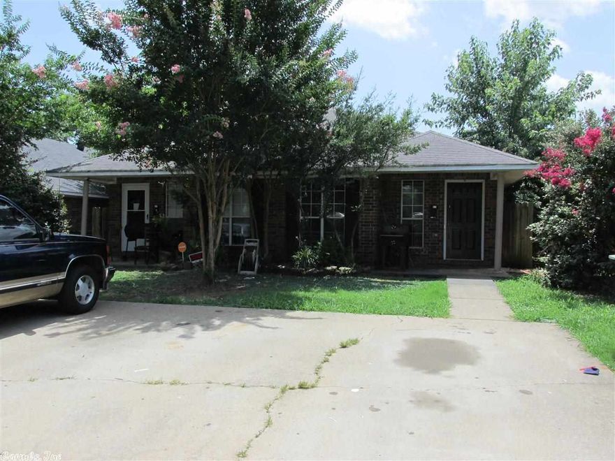 Great investment property. All electric.