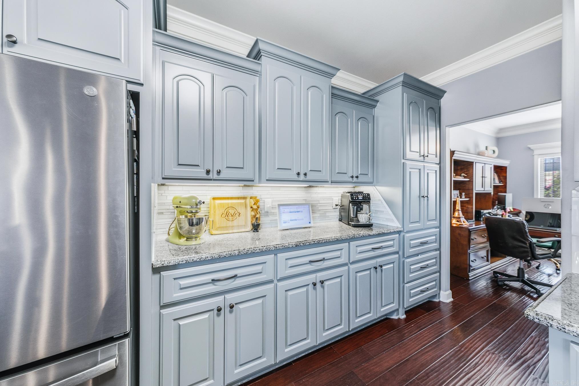 GREYSTONE - Residential