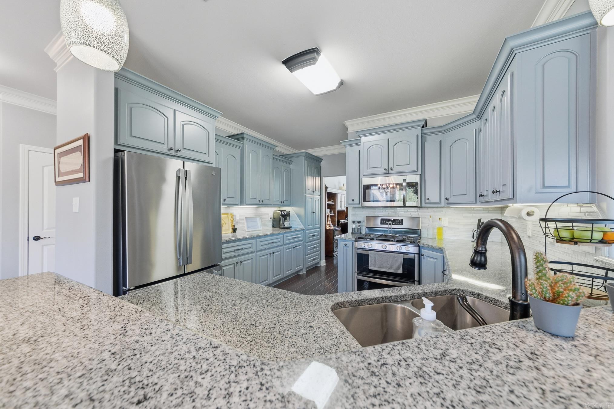 GREYSTONE - Residential