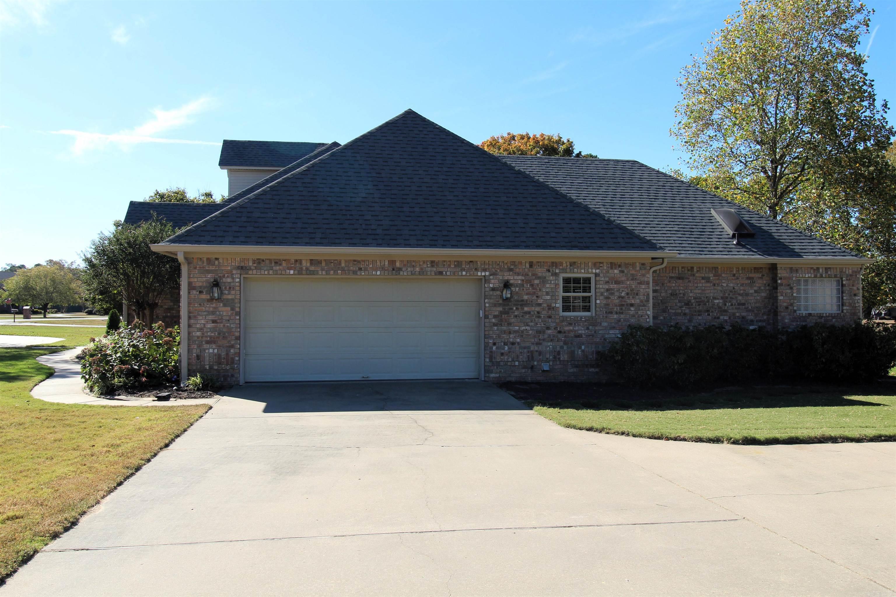 BROWNWOOD - Residential