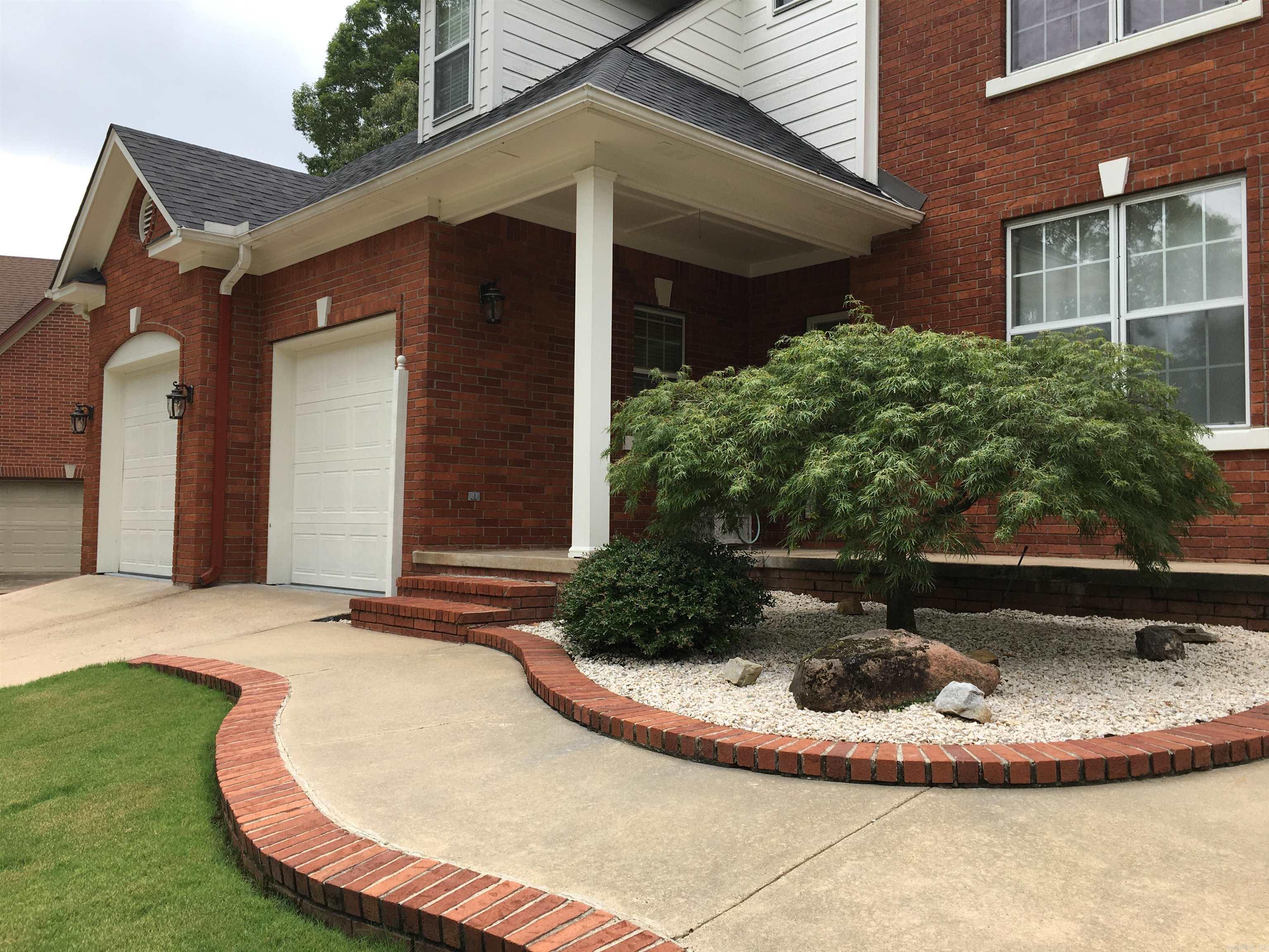 CHENAL VALLEY BASCOM PLACE - Residential