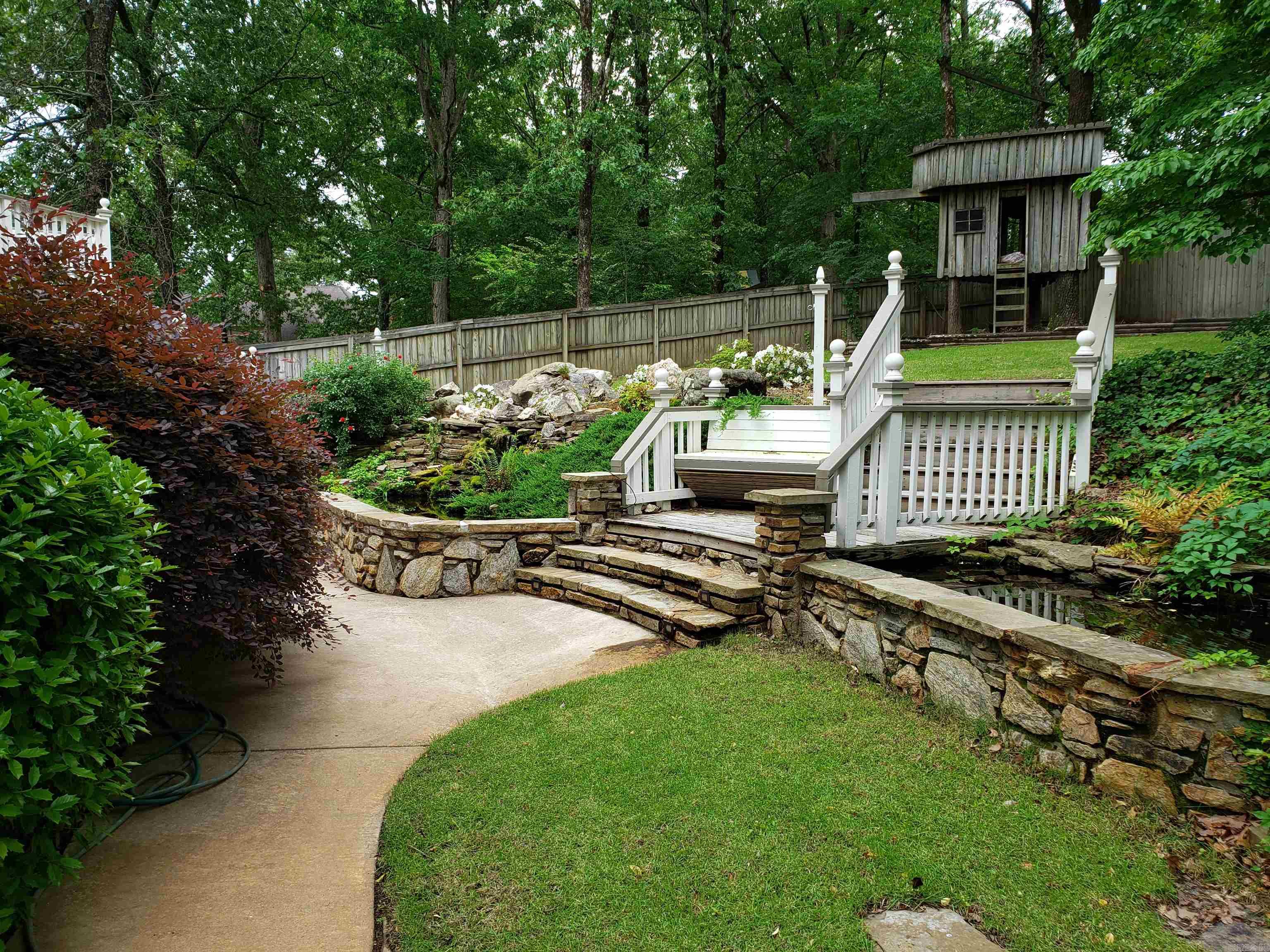 CHENAL VALLEY BASCOM PLACE - Residential