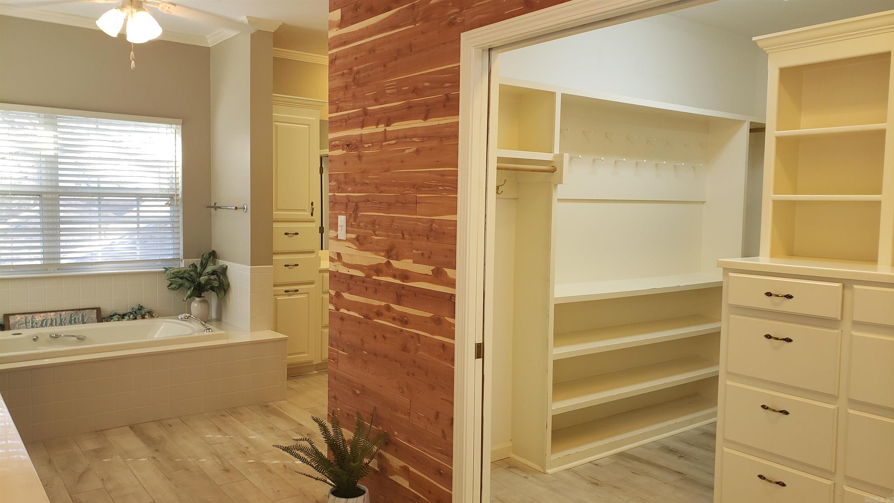 CHENAL VALLEY BASCOM PLACE - Residential