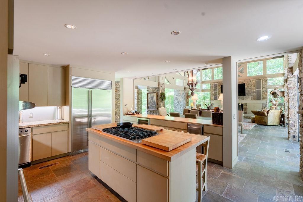 TROUT HAVEN - Residential