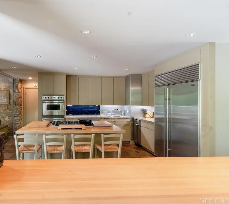 TROUT HAVEN - Residential