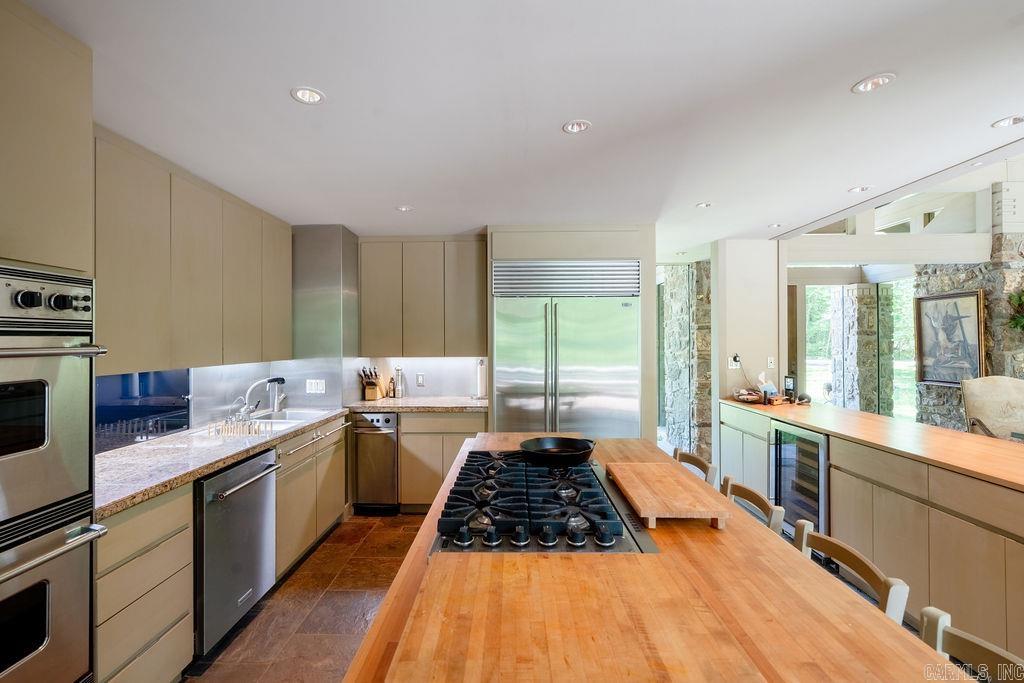 TROUT HAVEN - Residential