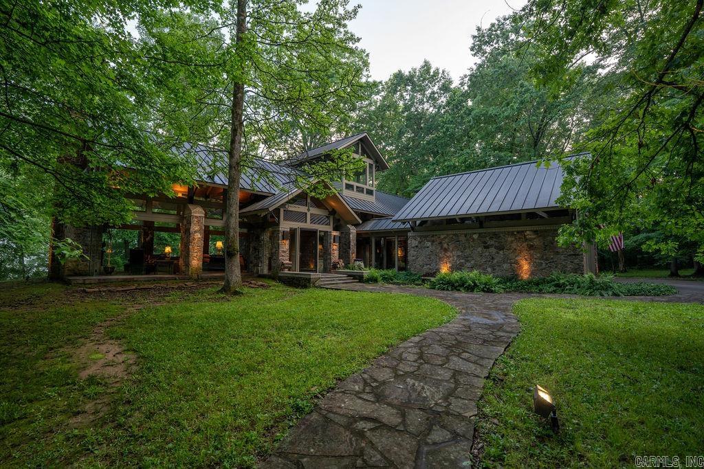 TROUT HAVEN - Residential