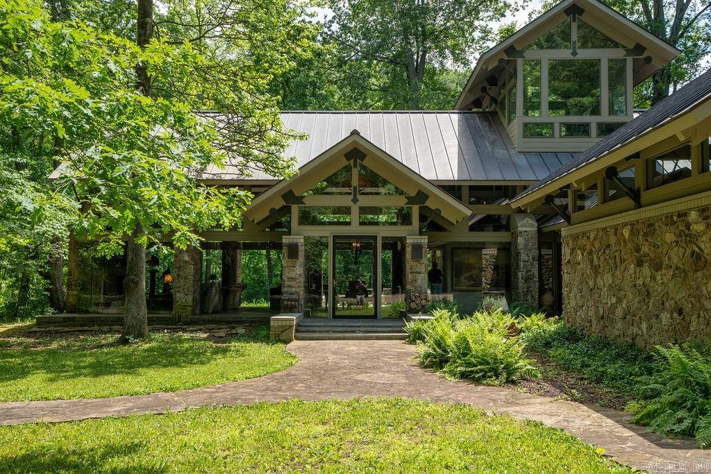 TROUT HAVEN - Residential