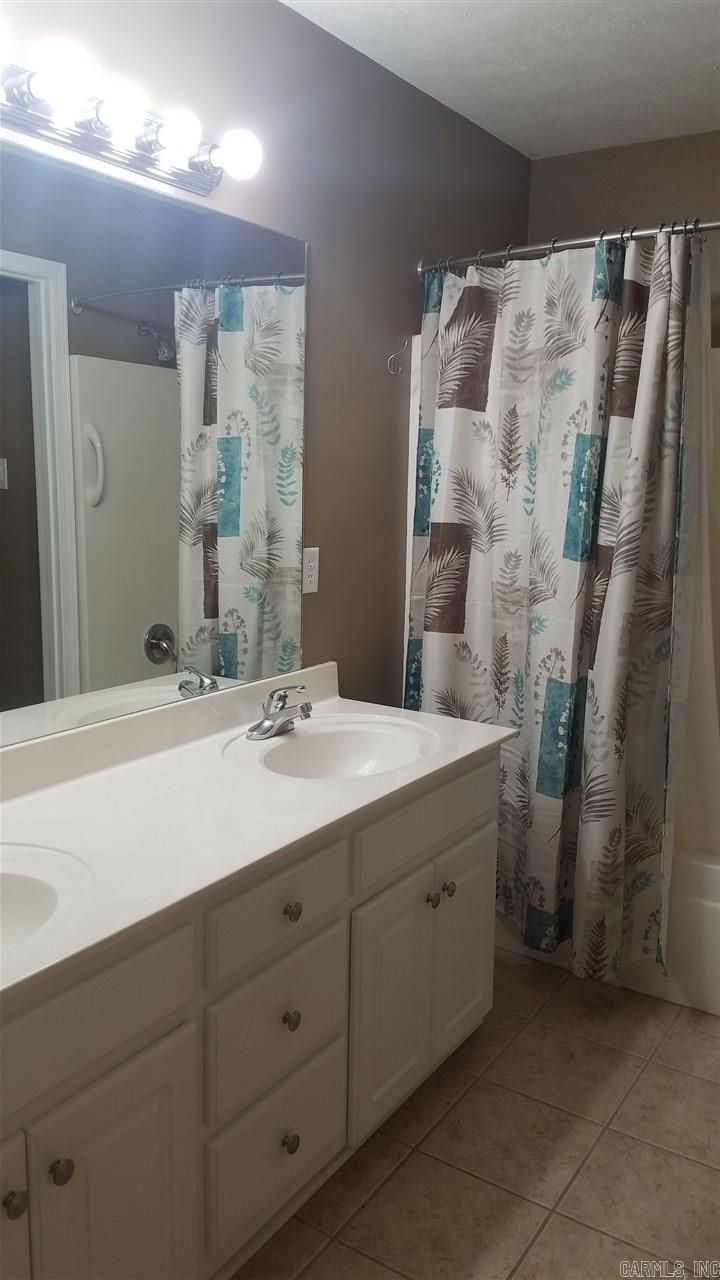 Moon Ridge Estates - Residential Lease