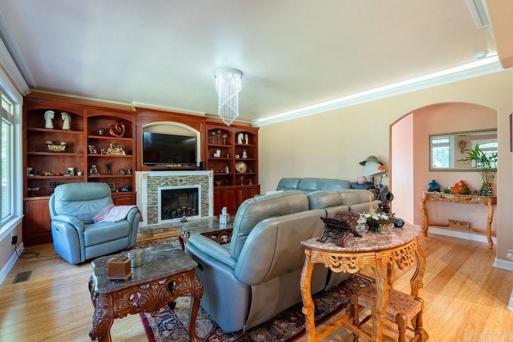 BAYWATER ESTATES - Residential