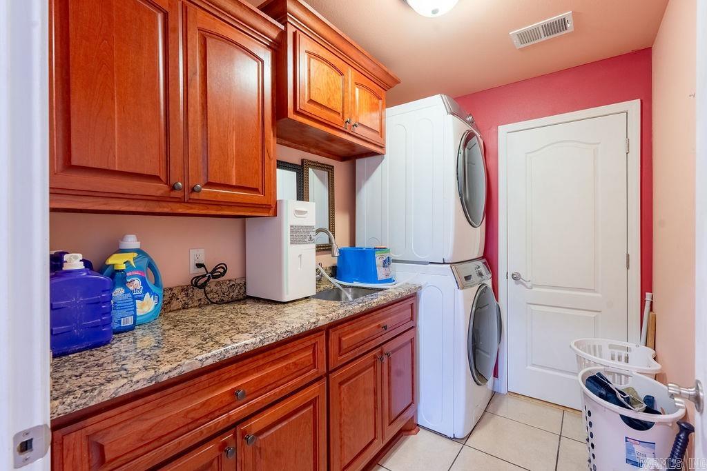 BAYWATER ESTATES - Residential