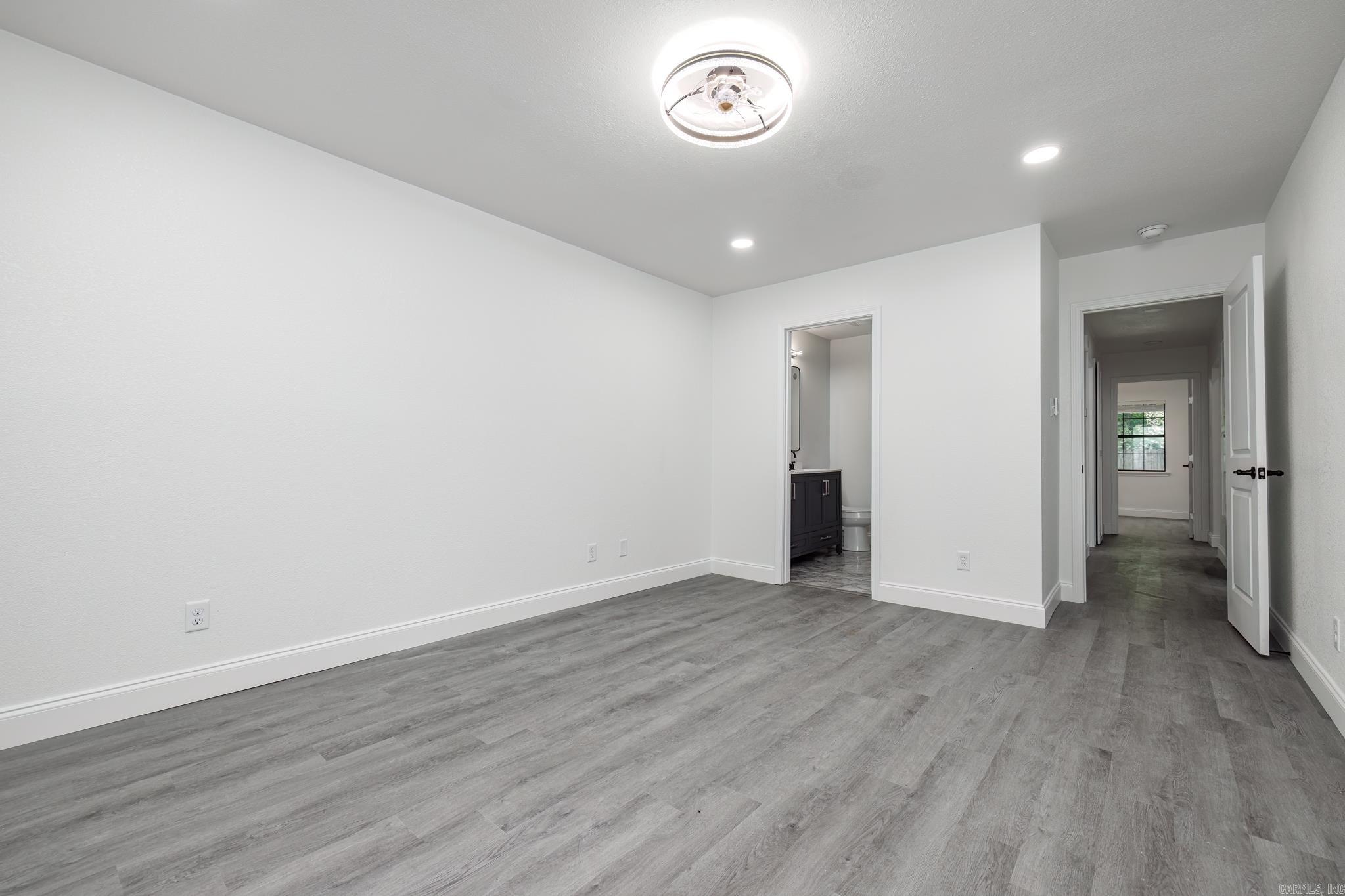 PINEDALE COVE - Residential