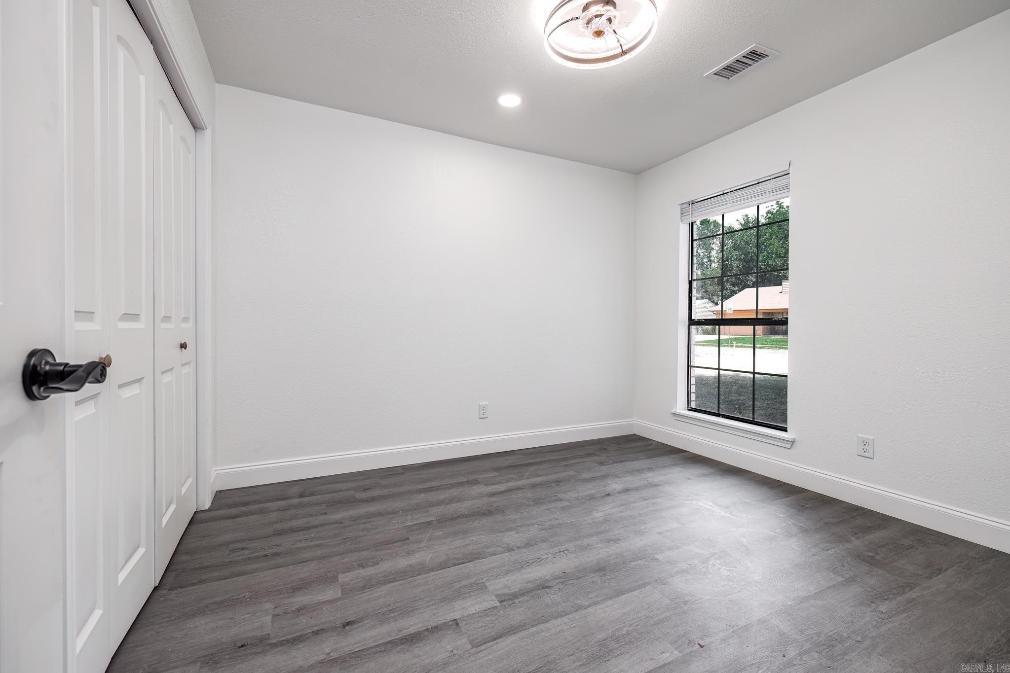 PINEDALE COVE - Residential