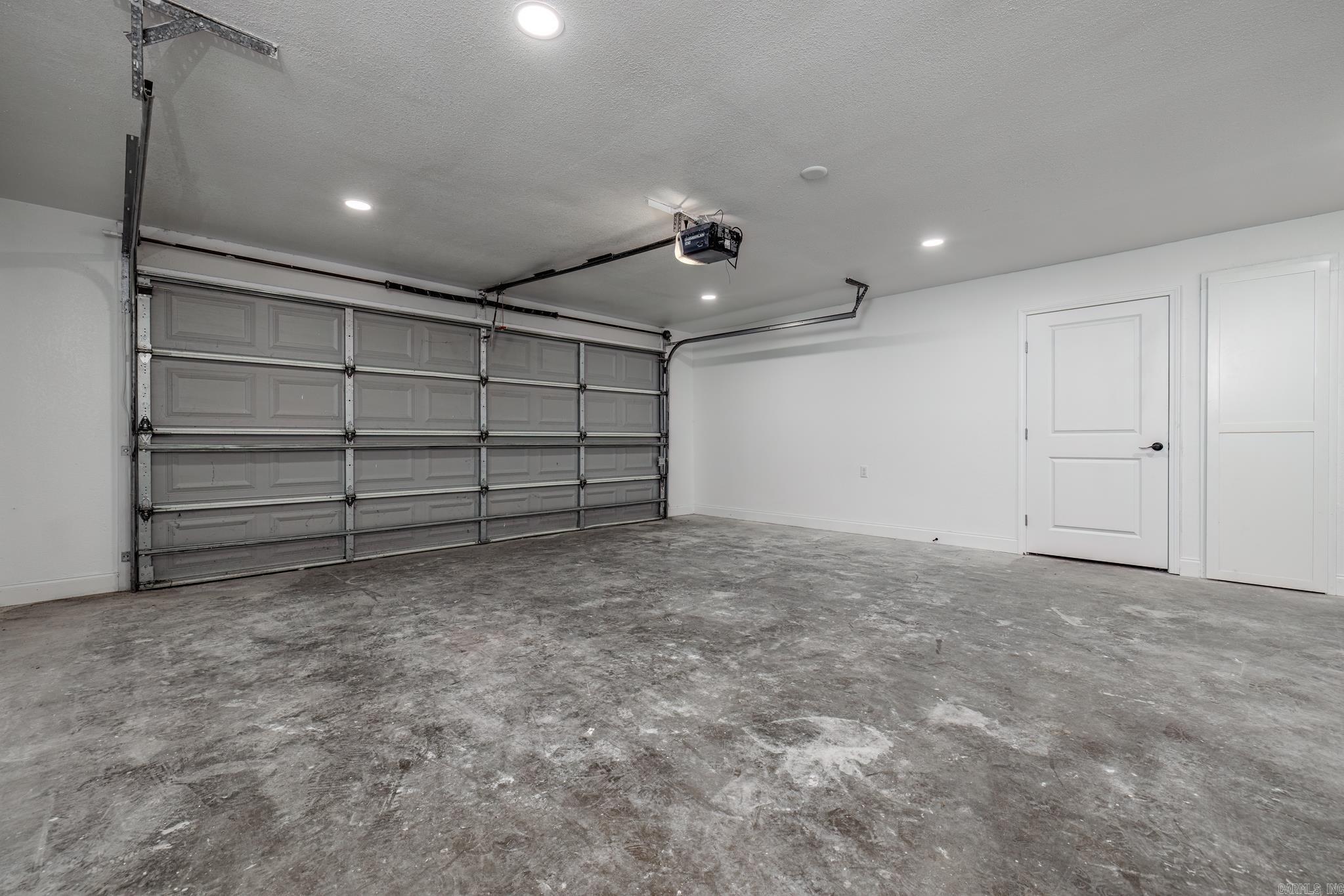 PINEDALE COVE - Residential