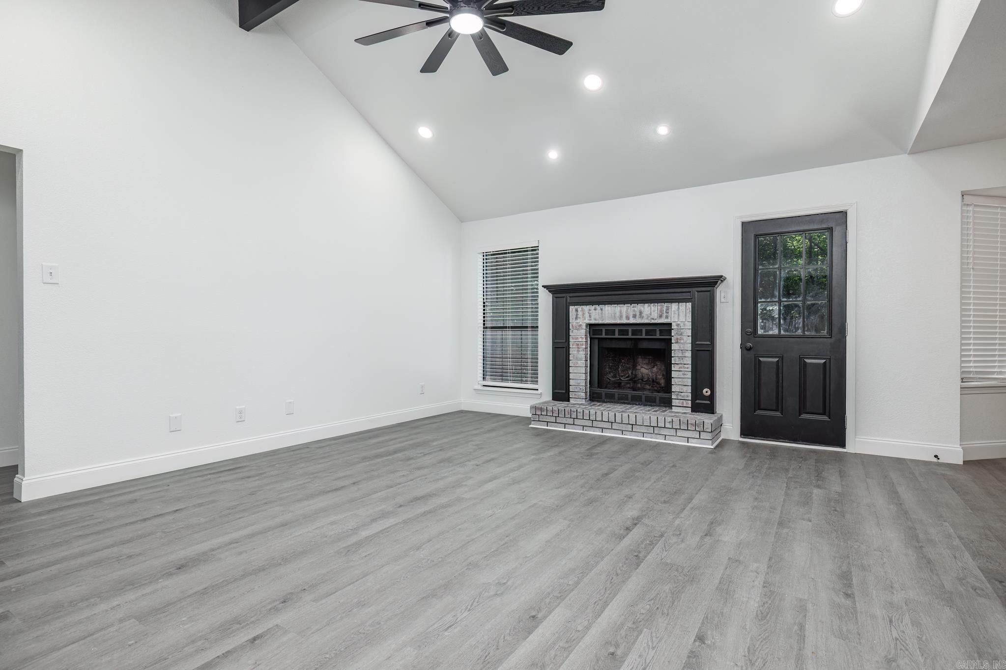 PINEDALE COVE - Residential