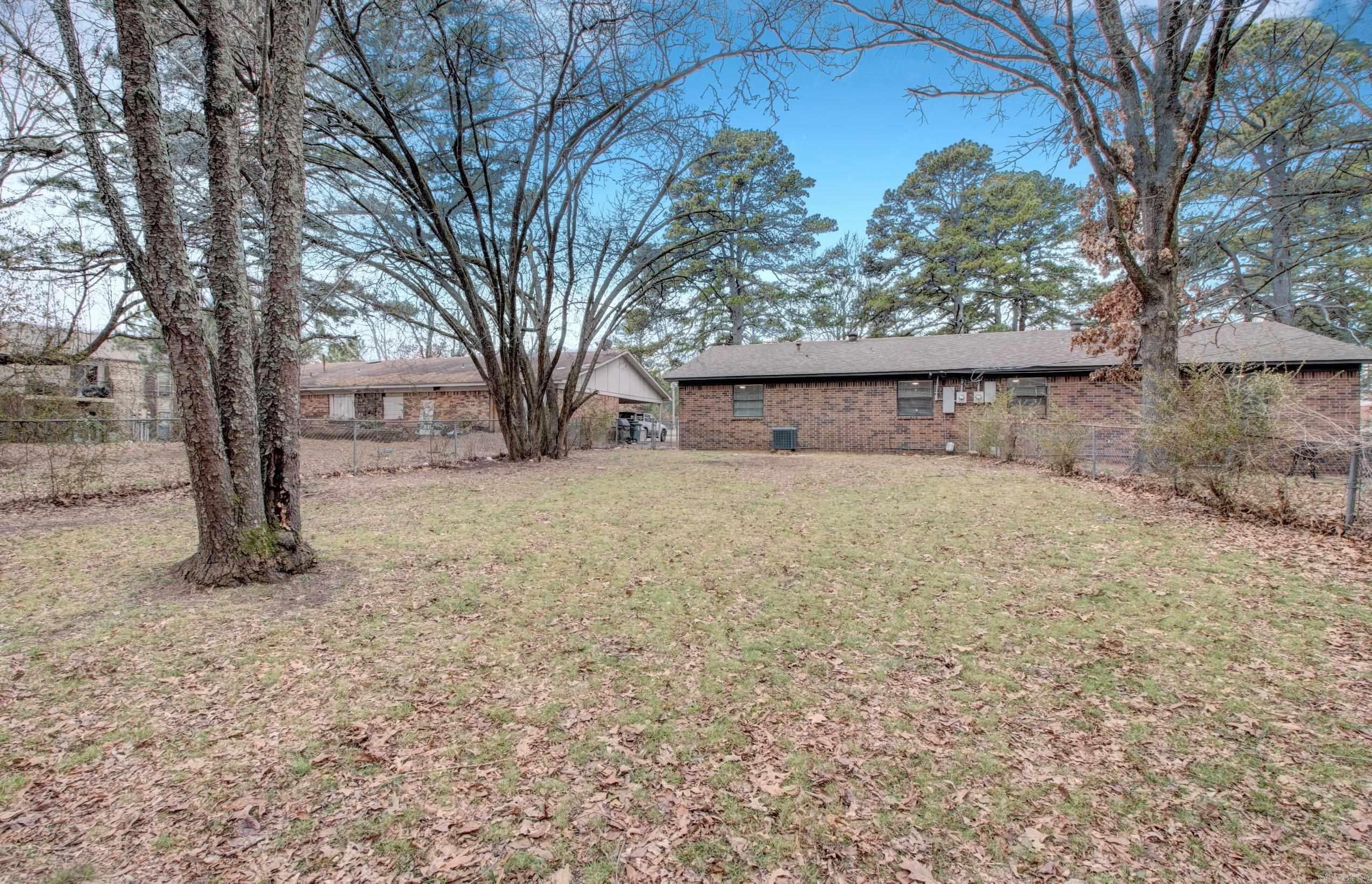 LE BETTE MANOR - Residential