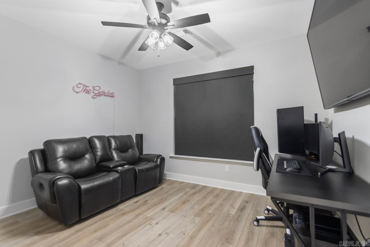 MILLERS GLENN - Residential