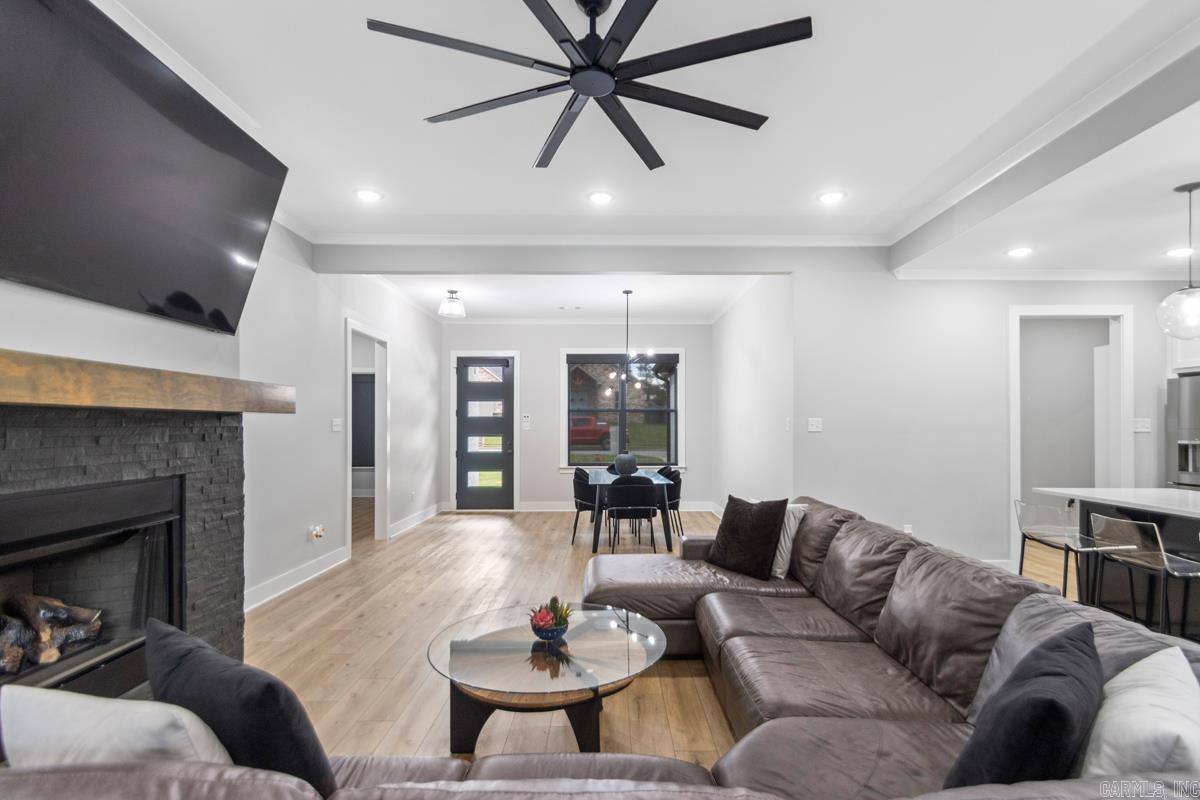 MILLERS GLENN - Residential