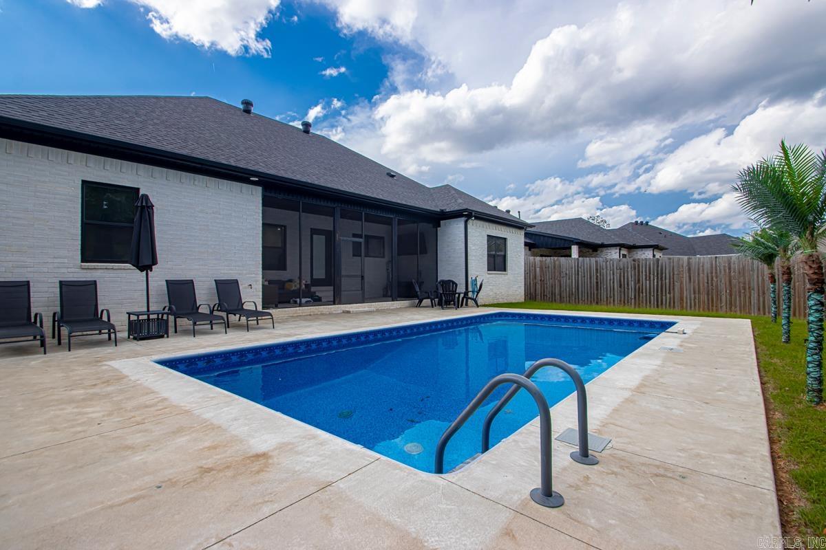 MILLERS GLENN - Residential