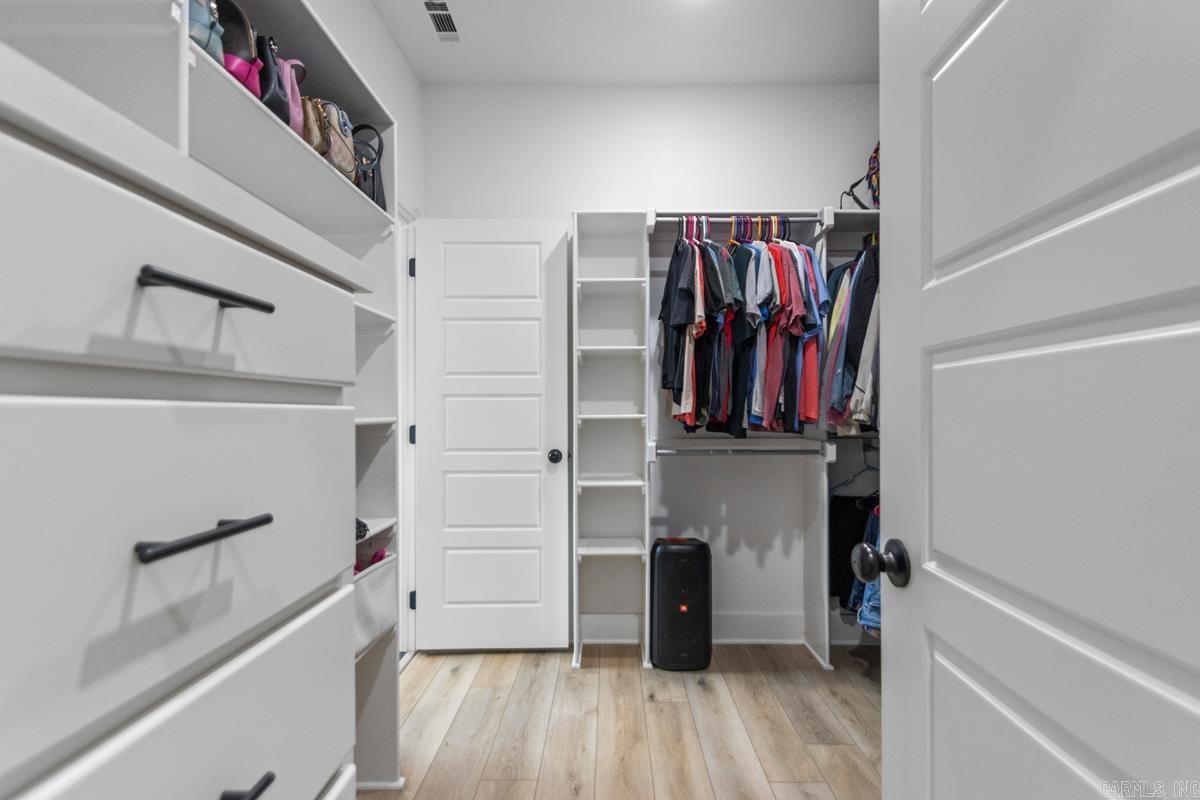 MILLERS GLENN - Residential