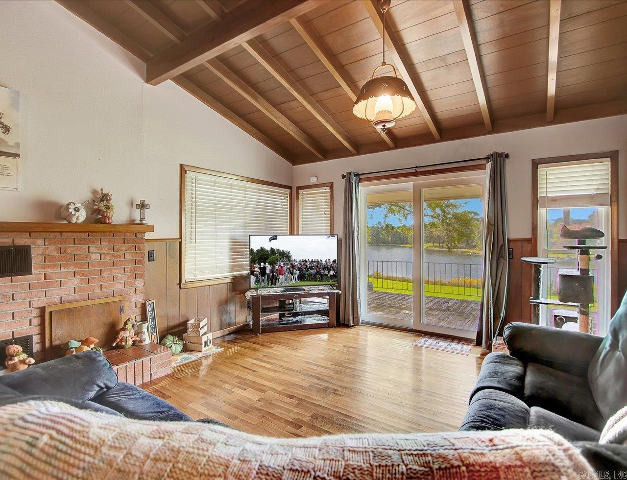 SPRING LAKE - Residential