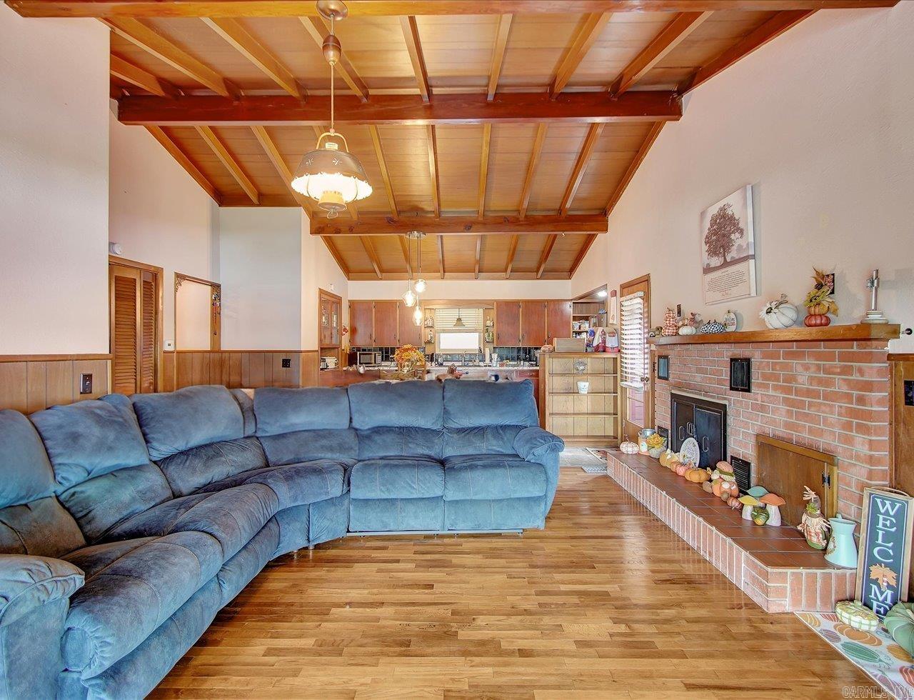 SPRING LAKE - Residential