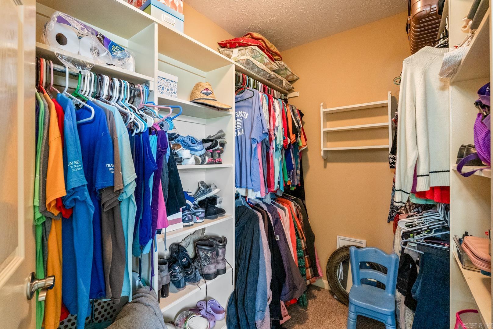 DOVE CREEK - Residential