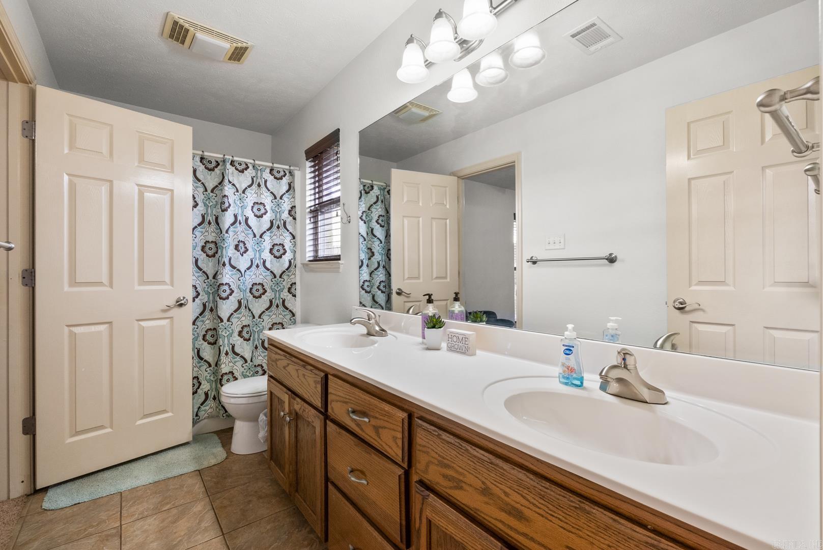 DOVE CREEK - Residential