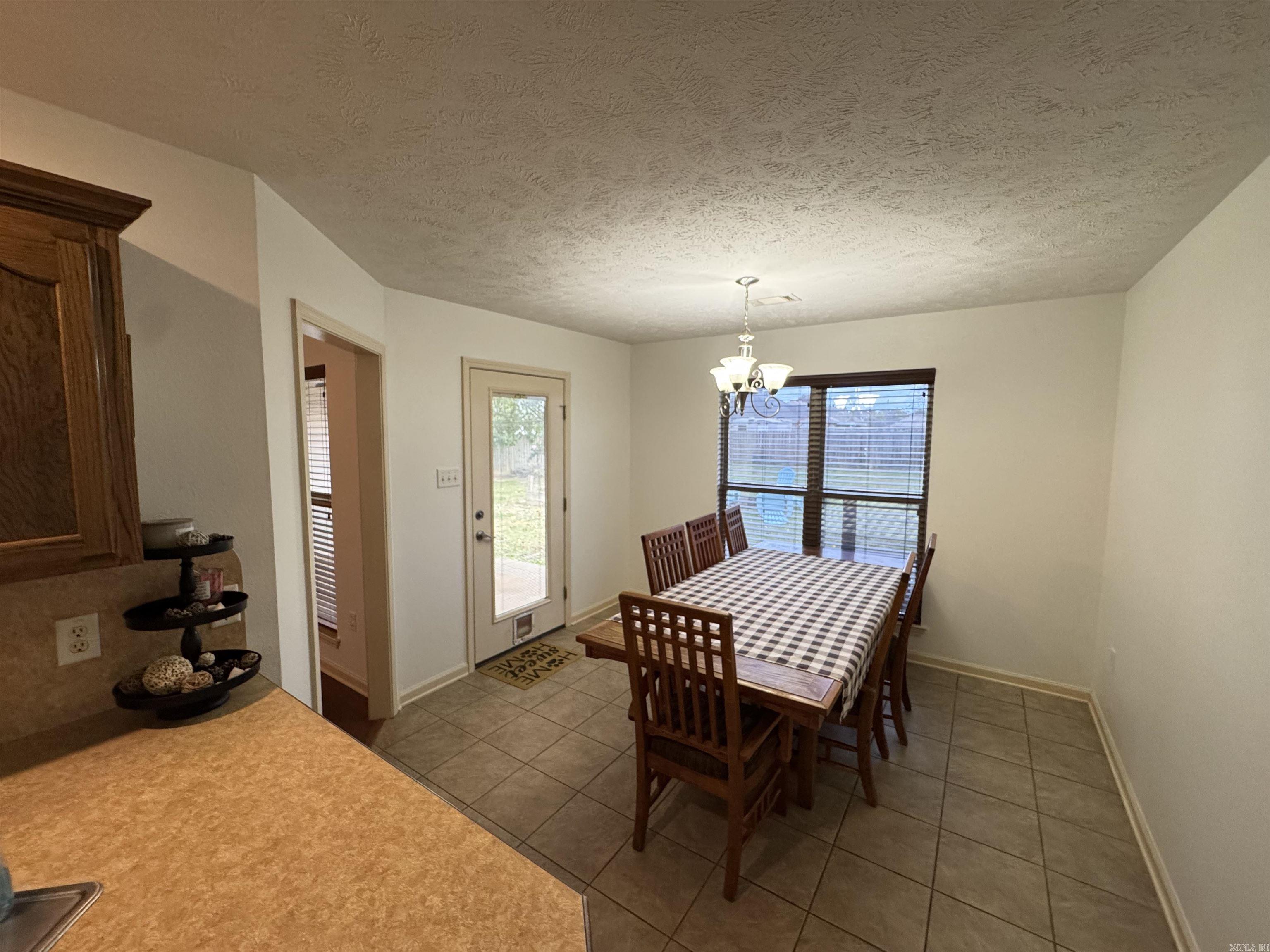 DOVE CREEK - Residential