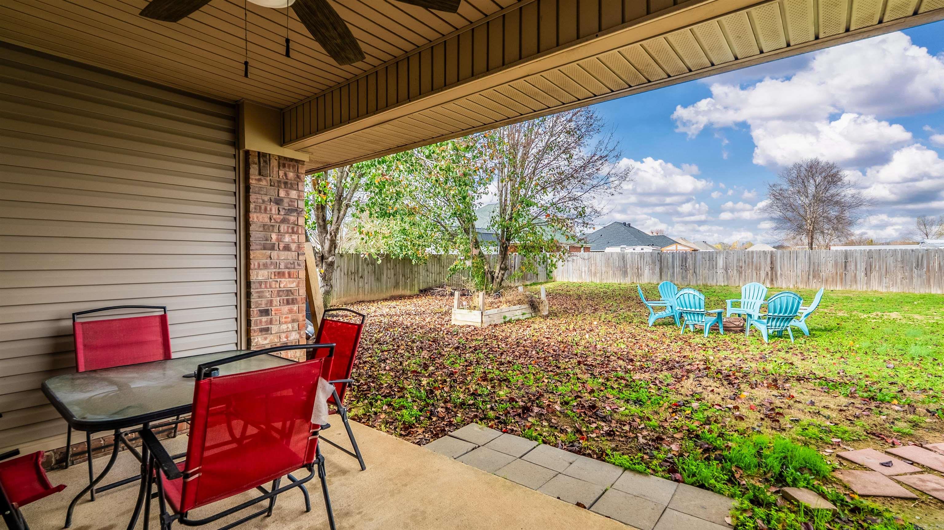 DOVE CREEK - Residential