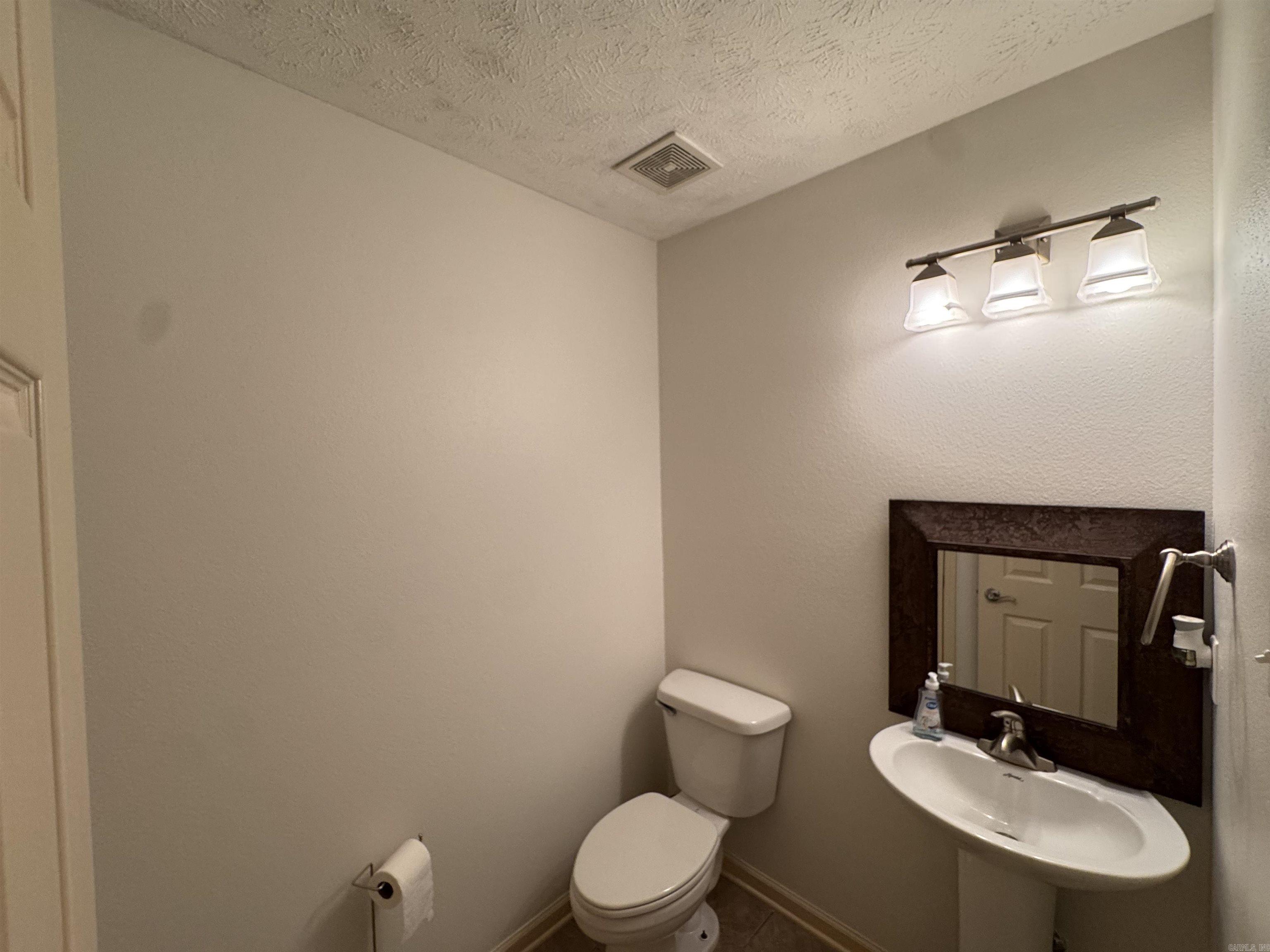 DOVE CREEK - Residential