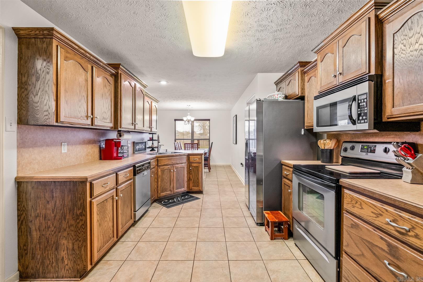 DOVE CREEK - Residential