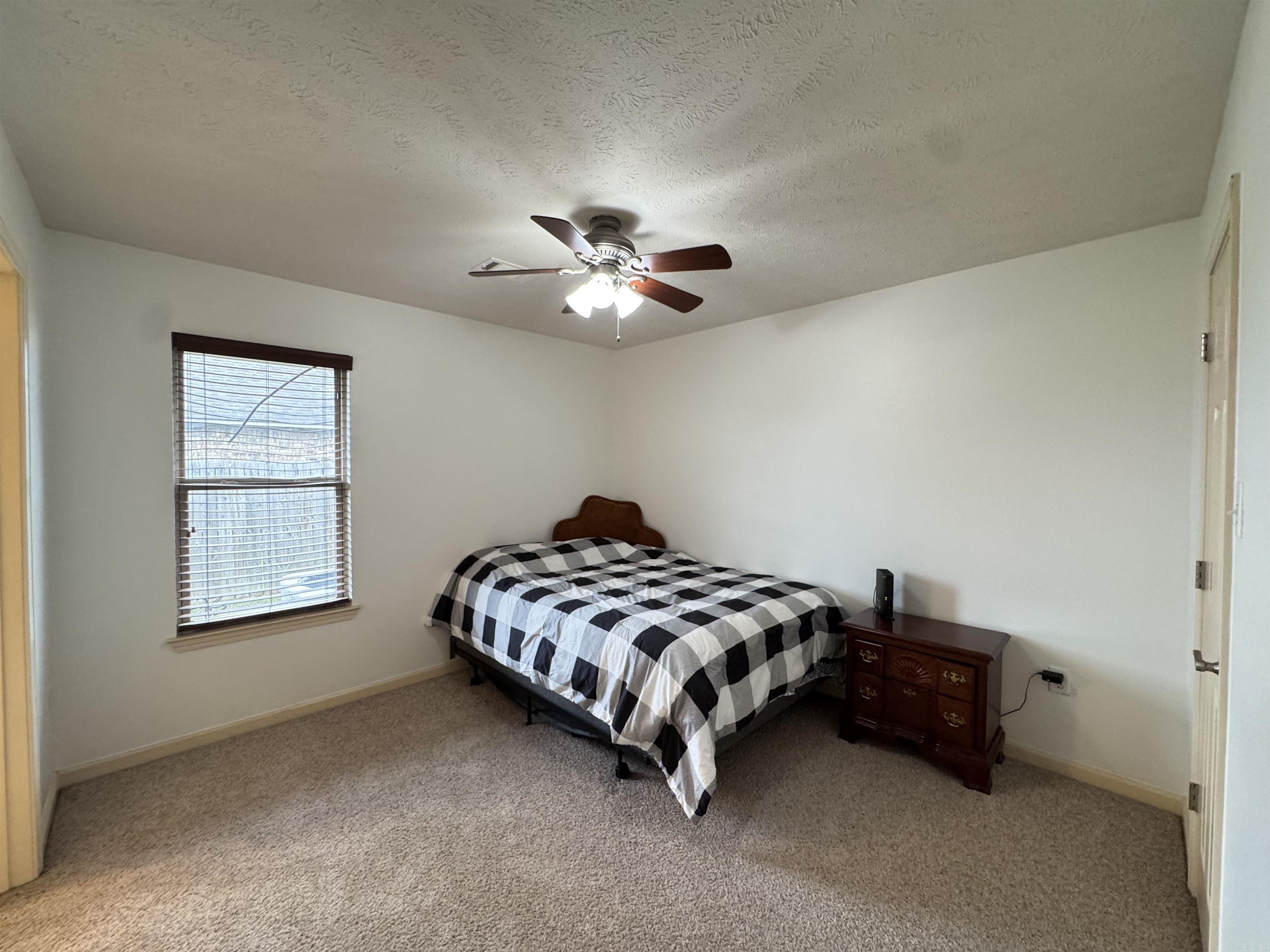 DOVE CREEK - Residential