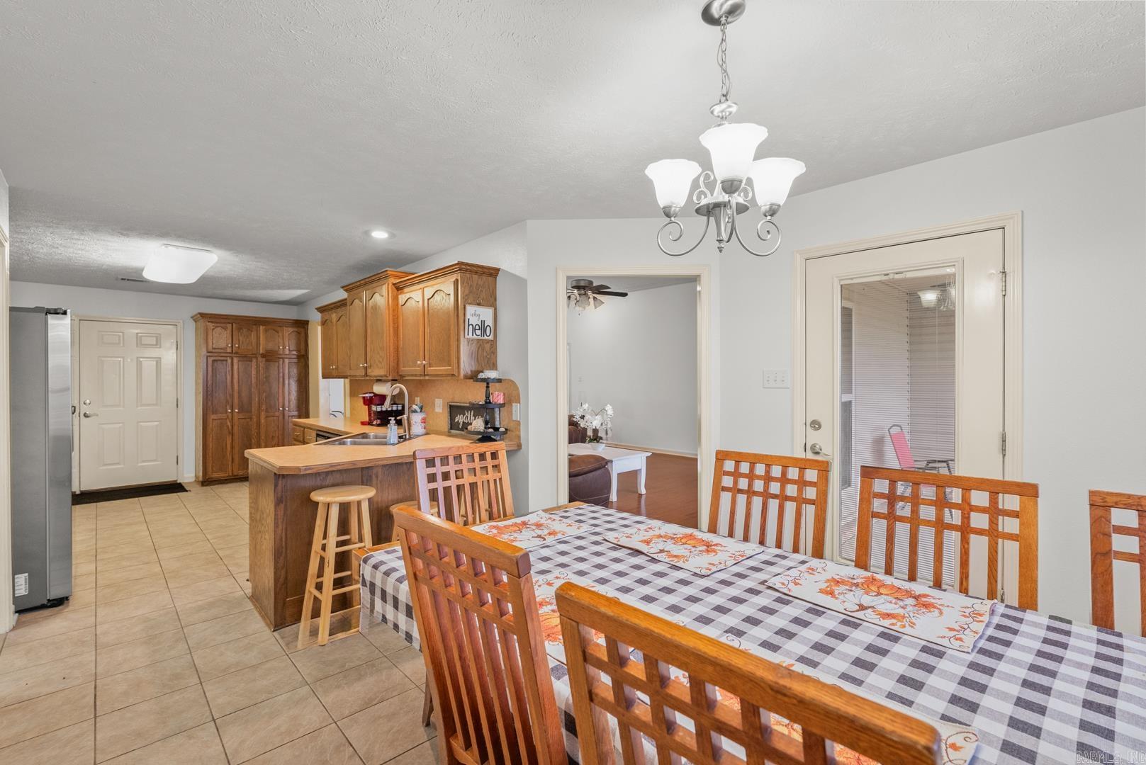 DOVE CREEK - Residential